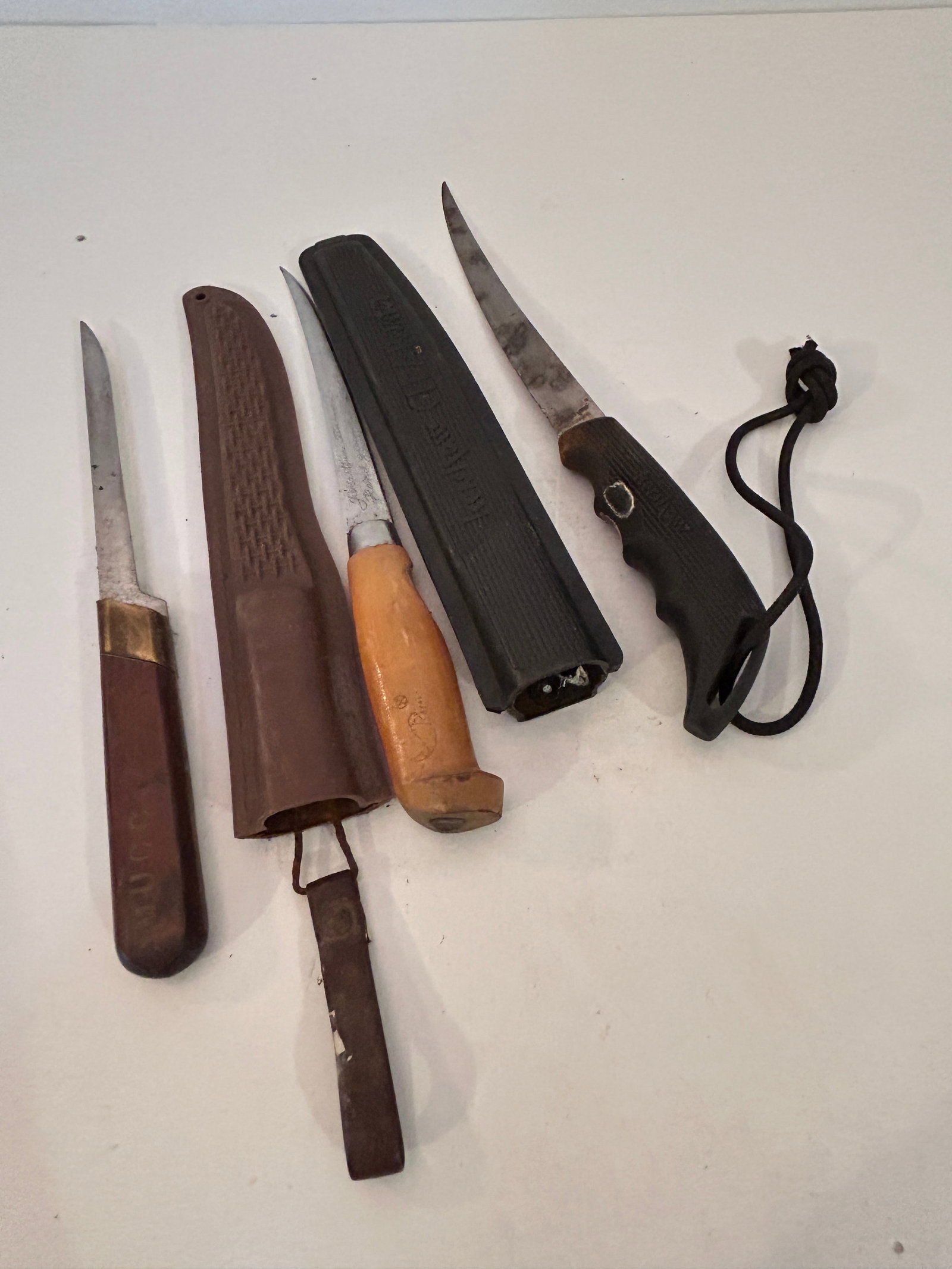 Vintage Lot of 3 Fillet Knifes (1 of 5)