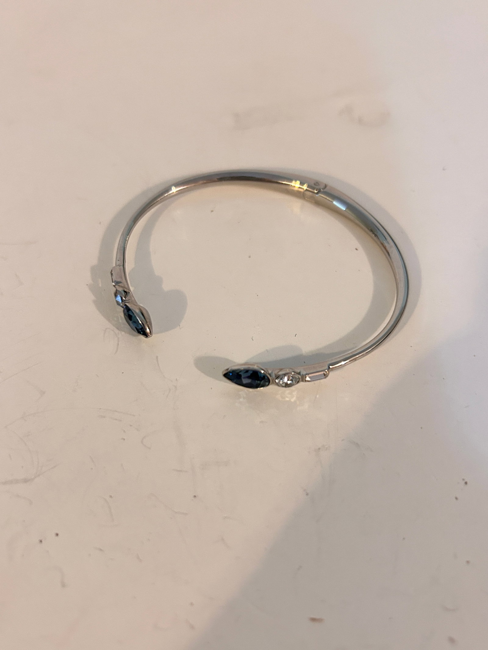 Swarovski Blue Crystal Bangle Bracelet 6" (1 of 4)