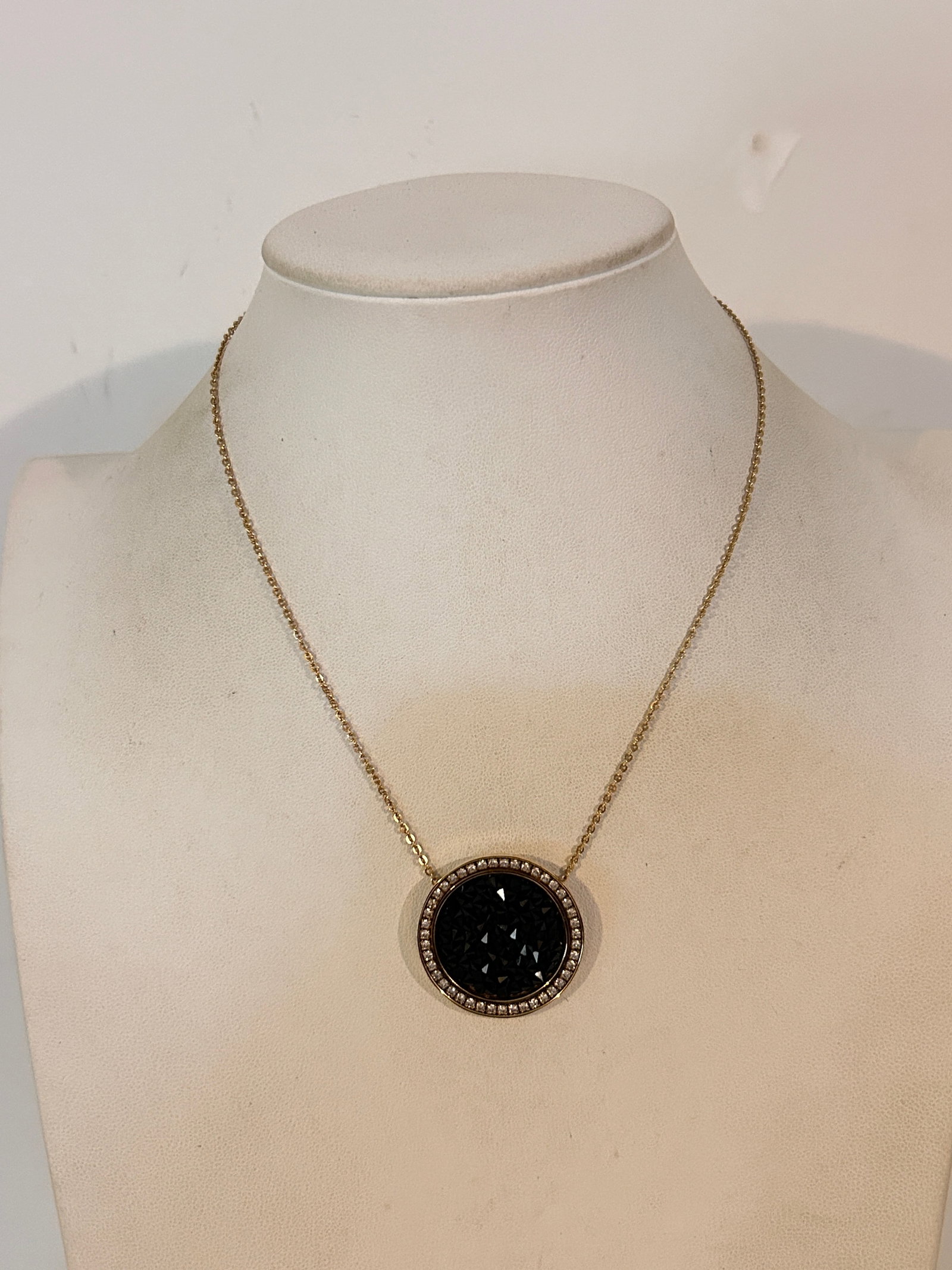 Swarovski Crystal black Pendant Necklace: Gold Plated Disc Choker