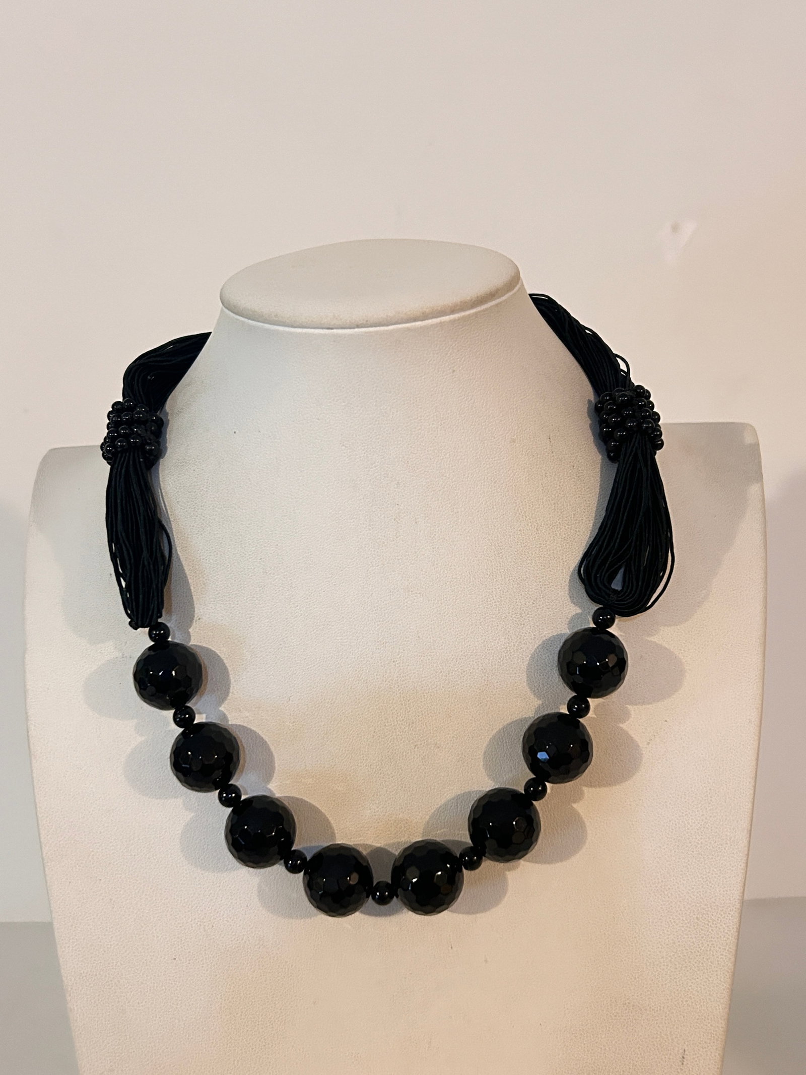 Vintage heavy black Glass bead choker Necklace 18"