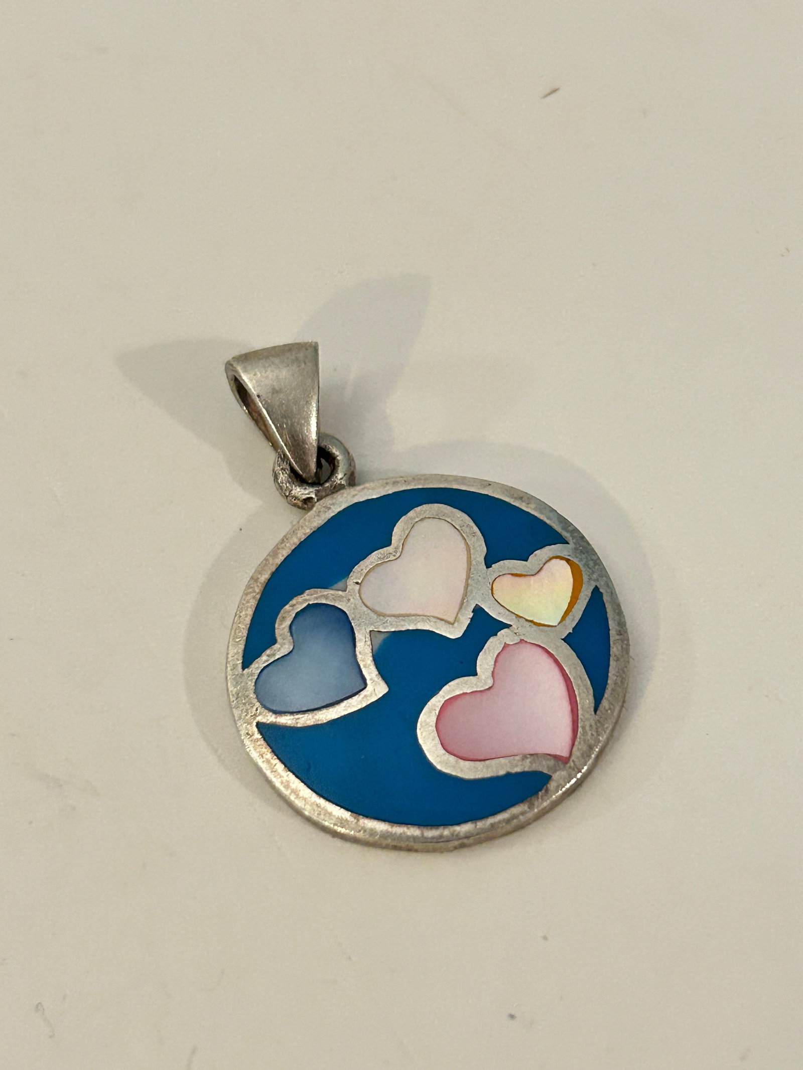 Vintage Sterling Silver Pastel heart Pendant: Vintage Sterling Silver Pastel heart Pendant Please view all photos as they are part of the description and condition of this Item, Feel free to contact me with questions or picture requests! Used Ite