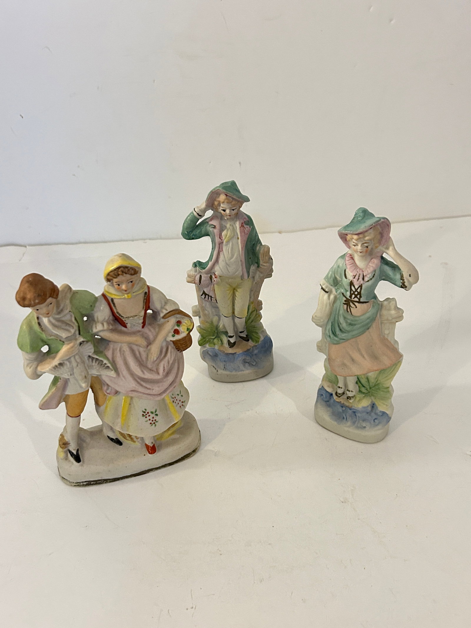 Lot of 2 Antique Porcelain Figurines lot 3 (1 of 4)