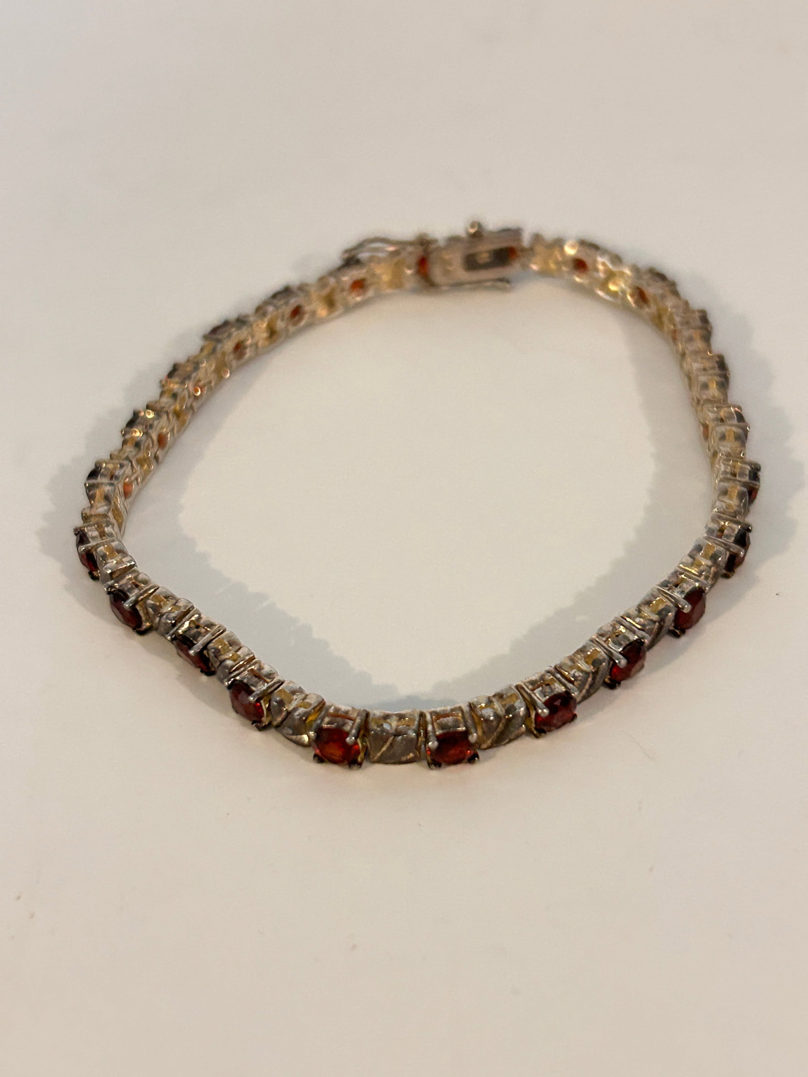 Vintage Sterling Silver Tourmaline Bracelet 8": Vintage Sterling Silver Tourmaline Bracelet 8" Please view all photos as they are part of the description and condition of this Item, Feel free to contact me with questions or picture requests! Used I