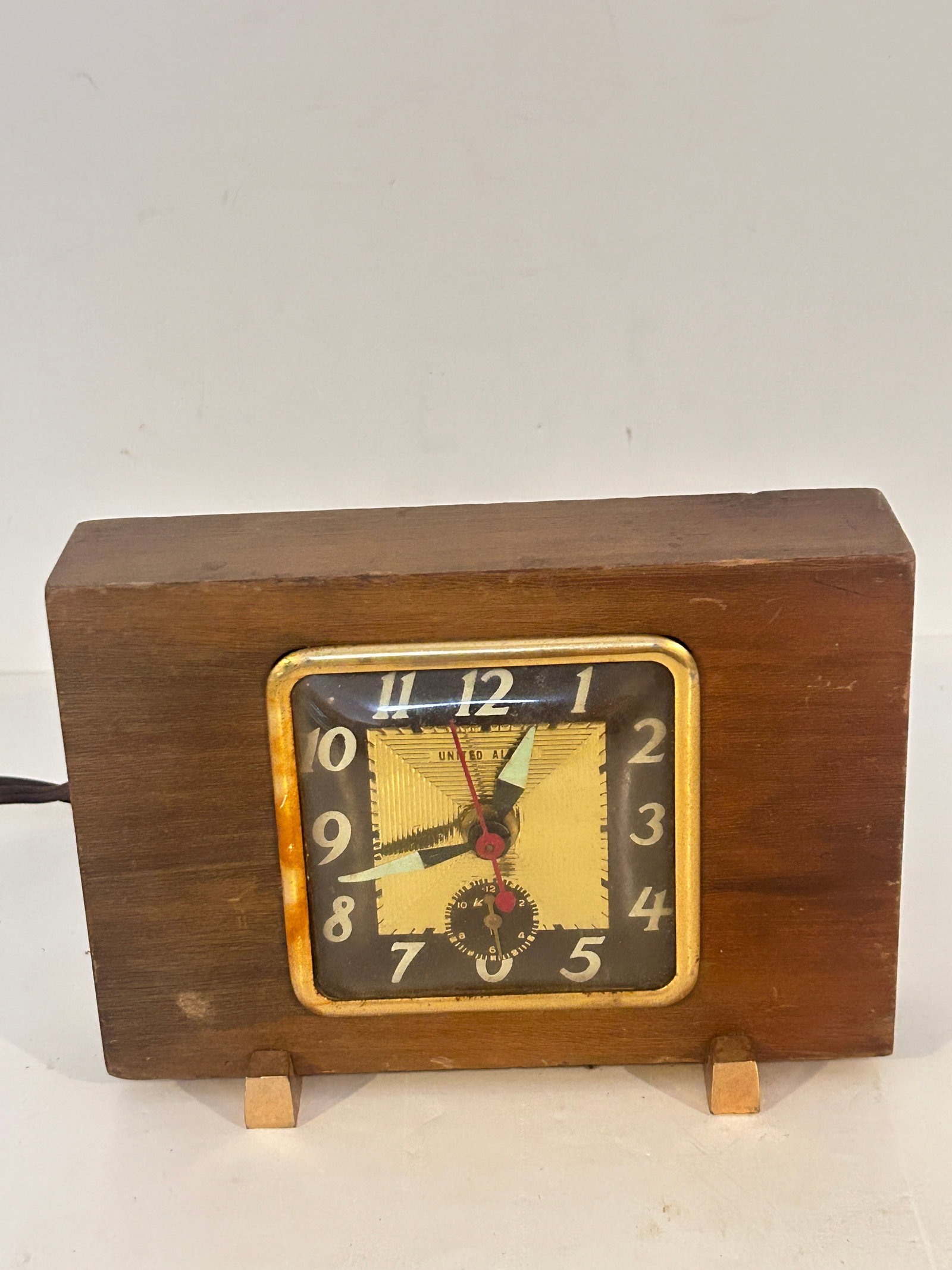 Vintage United Alarm Clock not working (1 of 5)