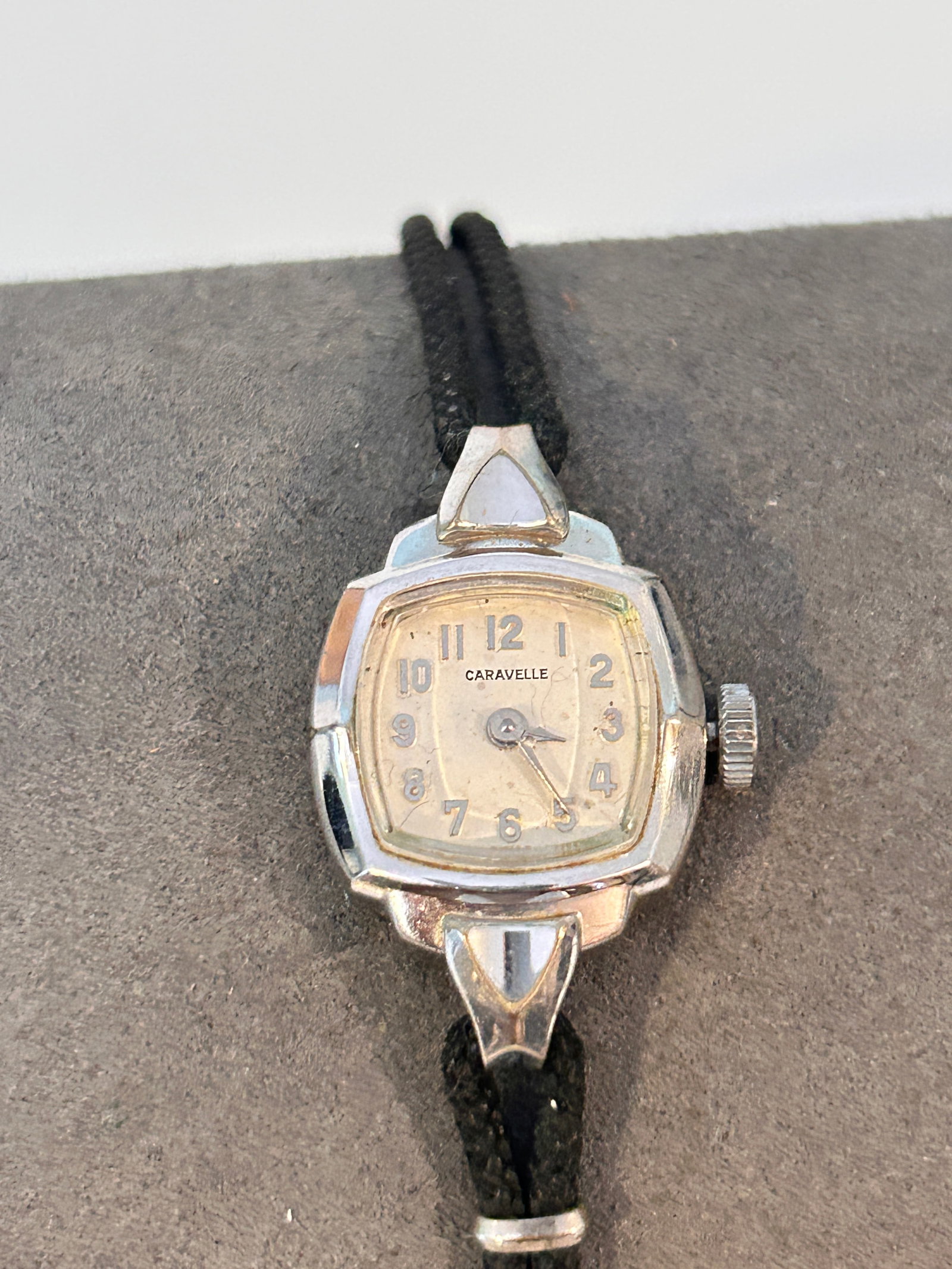 Vintage Caravelle Ladies Cocktail Watch ? 1960s Silver-Tone Dress Watch working (1 of 4)