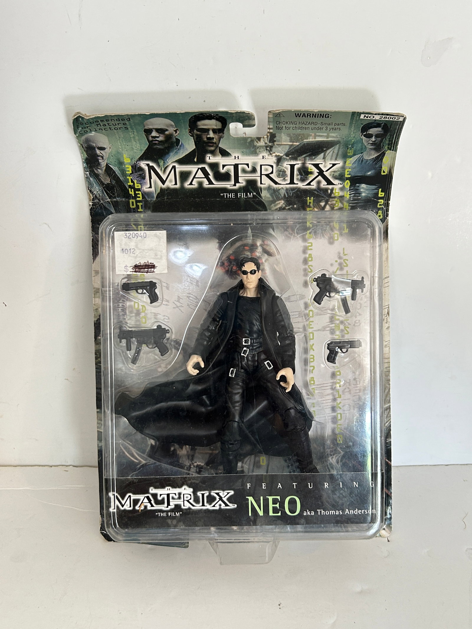 original 1999 N2 Toys The Matrix The Film Neo (aka Thomas Anderson) 6-inch action figure: original 1999 N2 Toys The Matrix The Film Neo (aka Thomas Anderson) 6-inch action figure Please view all photos as they are part of the description and condition of this Item, Feel free to contact me 