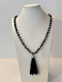 Vintage Black Glass Bead Tassle Necklace Sz 30"
