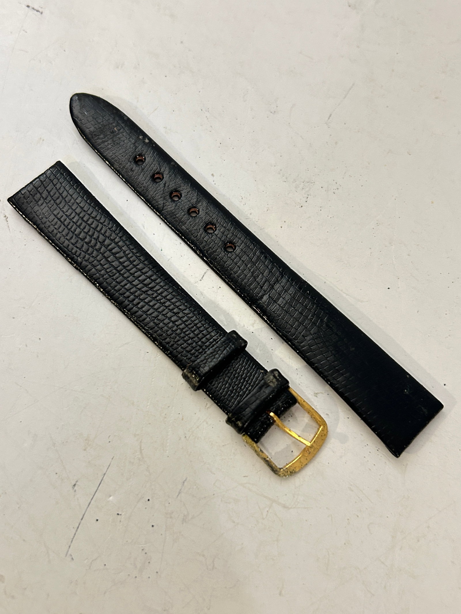 Kreisler old stock Exotic Skin print leather 17mm Lizard Calf vintage watch band black: Kreisler old stock Exotic Skin print leather 17mm Lizard Calf vintage watch band black Please view all photos as they are part of the description and condition of this Item, Feel free to contact me wi