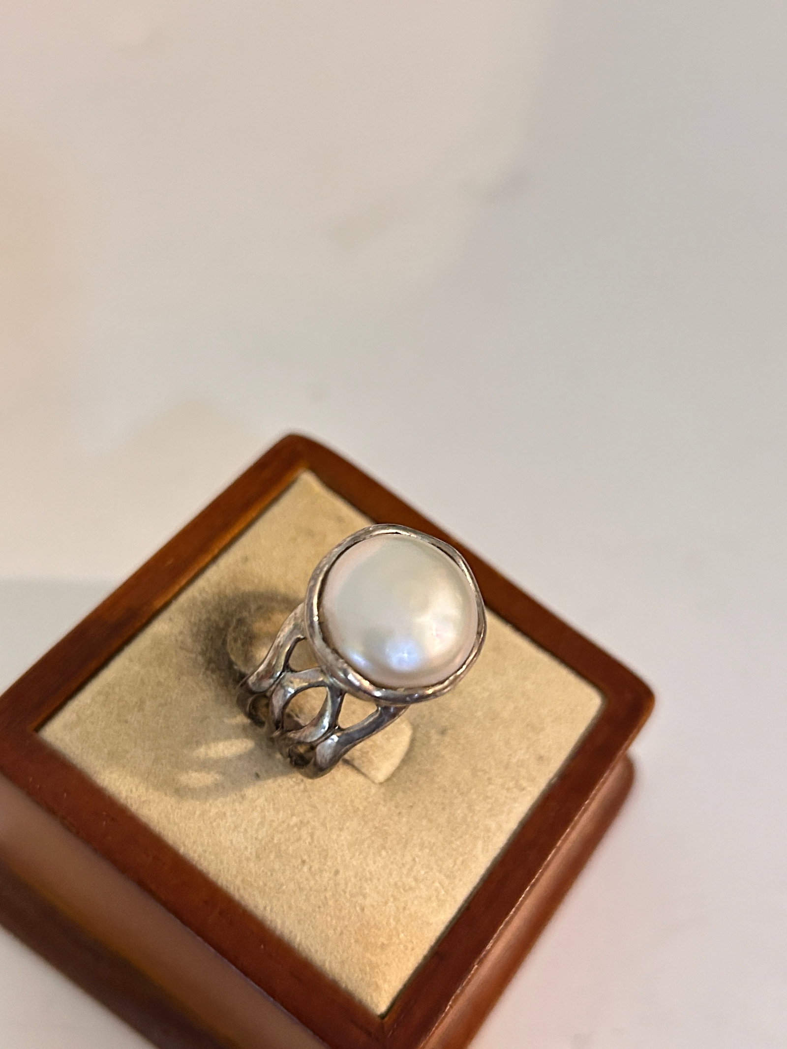 Israel Sterling 925 Silver Pearl Modernist Ring Sz 8 (1 of 5)