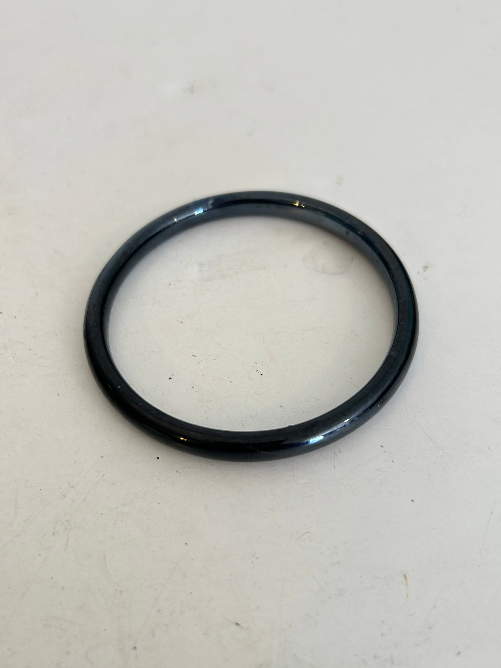 Vintage Hematite Bracelet 7": Vintage Hematite Bracelet 7" Please view all photos as they are part of the description and condition of this Item, Feel free to contact me with questions or picture requests! Used Item AS IS