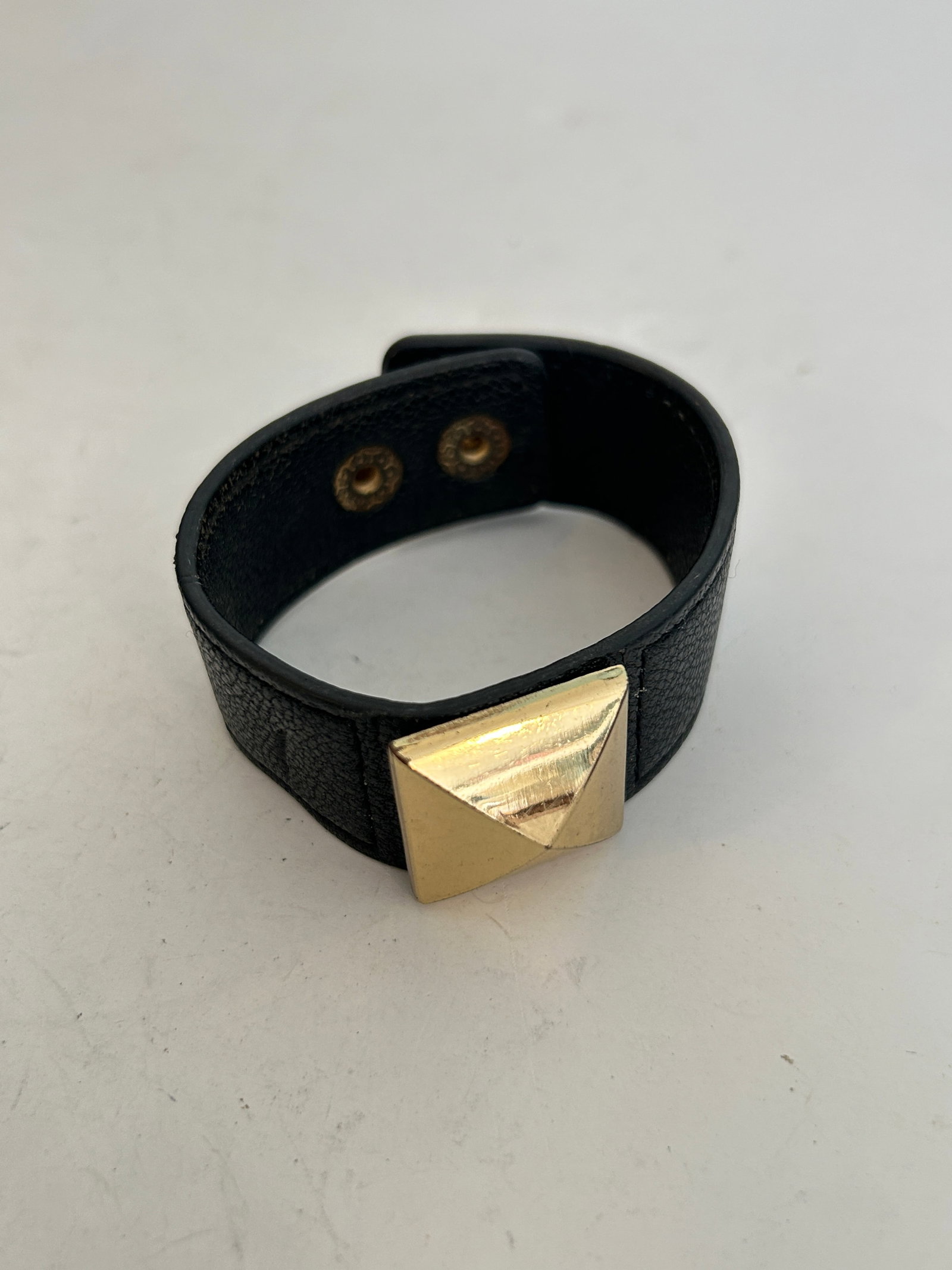 Vintage Leather Bangle Black Gold Studs Bracelet 7": Vintage Leather Bangle Black Gold Studs Bracelet 7" Please view all photos as they are part of the description and condition of this Item, Feel free to contact me with questions or picture requests! U
