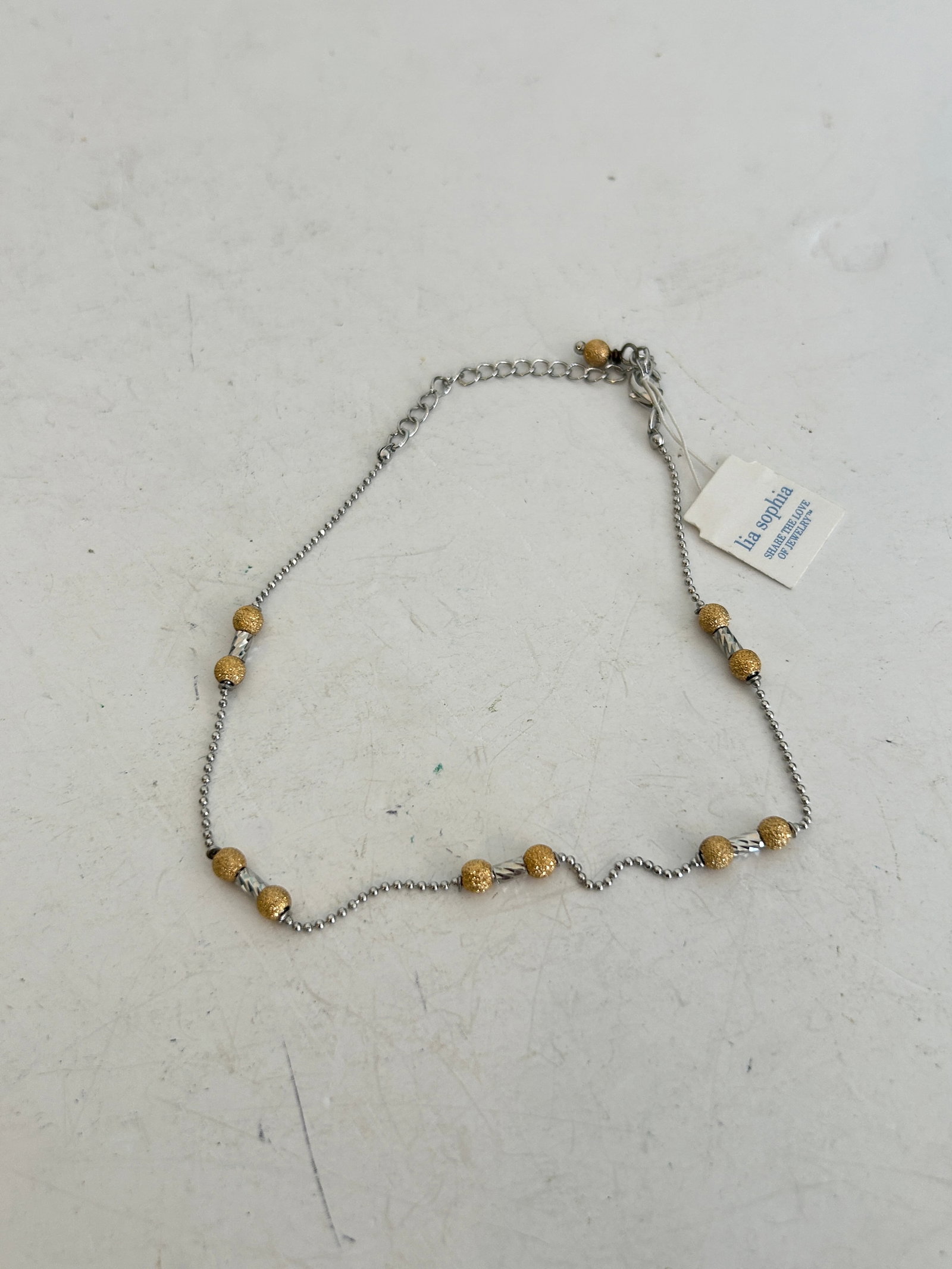 Vintage Lia Sophia beaded Bracelet adjustable: Vintage Lia Sophia beaded Bracelet adjustable Please view all photos as they are part of the description and condition of this Item, Feel free to contact me with questions or picture requests! Used It