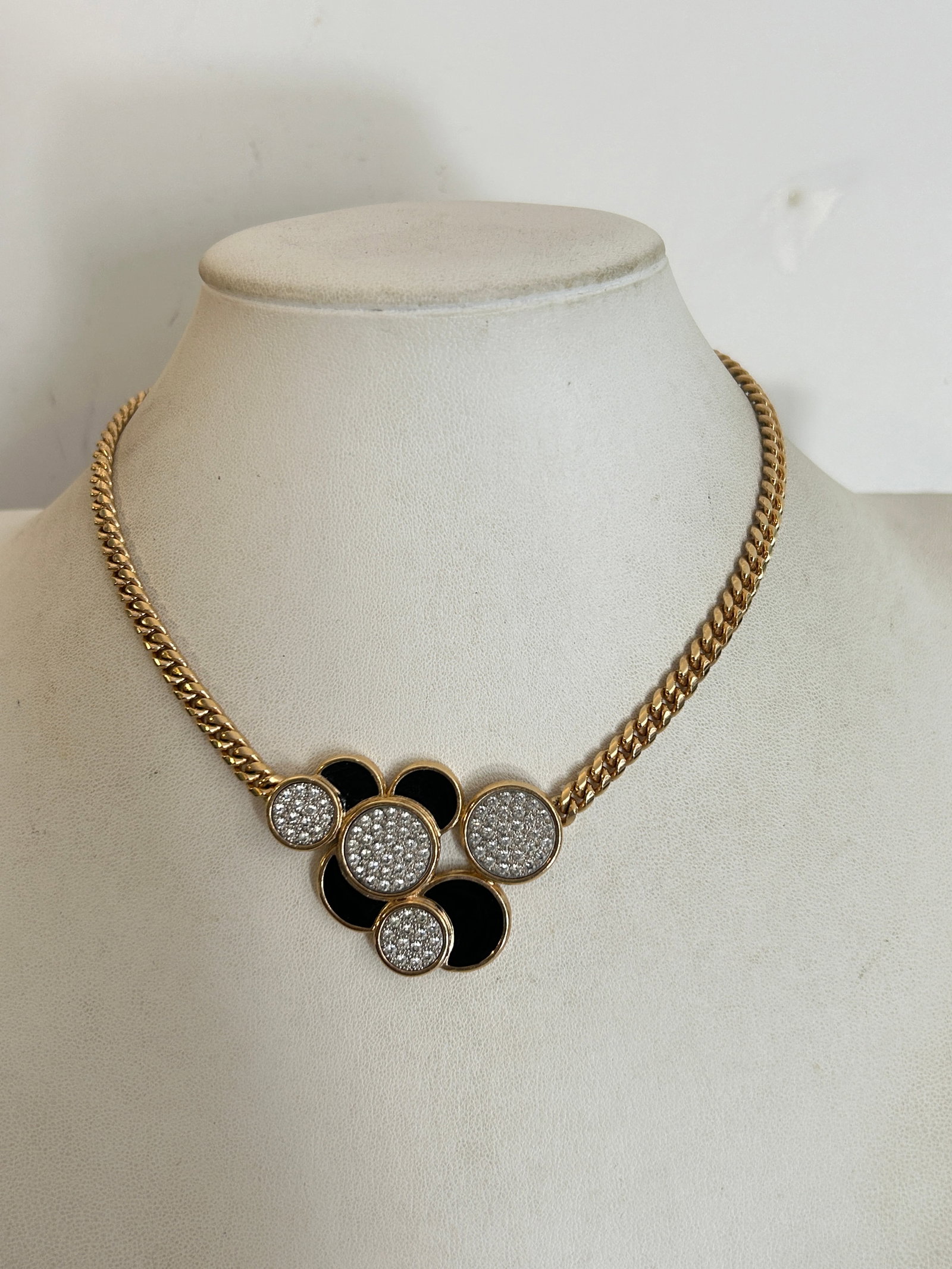 Vintage Black Enamel Gold Tone Rhinestone Necklace 14": Vintage Black Enamel Gold Tone Rhinestone Necklace 14" Please view all photos as they are part of the description and condition of this Item, Feel free to contact me with questions or picture requests