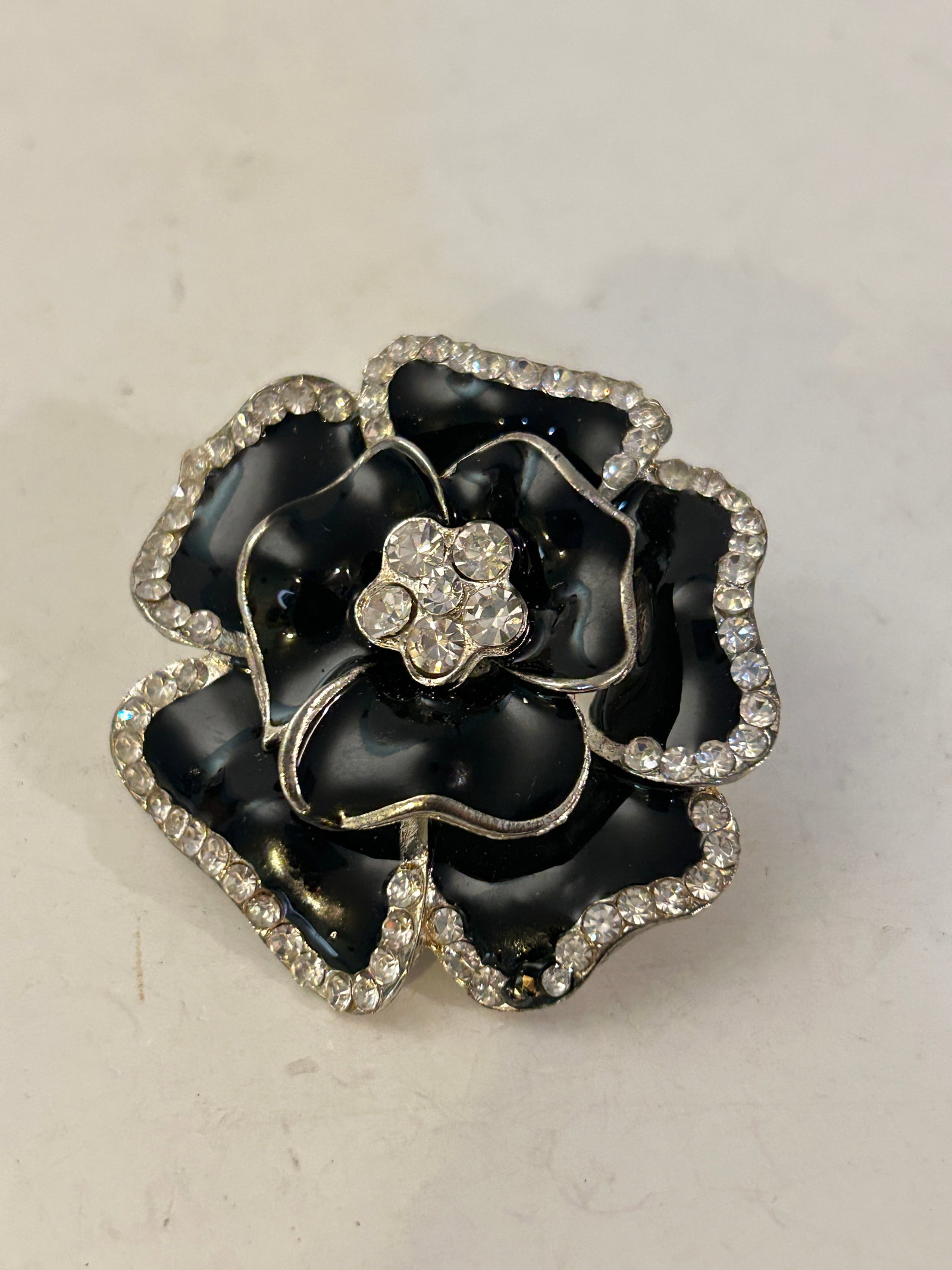 Vintage Black Enameled With Crystals Rose Flower Brooch Pin: Vintage Black Enameled With Crystals Rose Flower Brooch Pin Please view all photos as they are part of the description and condition of this Item, Feel free to contact me with questions or picture req
