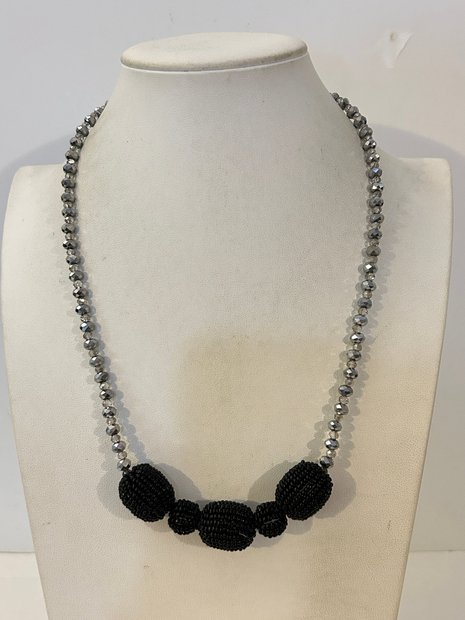 Vintage handcrafted black bead statement Necklace 21": Vintage handcrafted black bead statement Necklace 21" Please view all photos as they are part of the description and condition of this Item, Feel free to contact me with questions or picture requests!