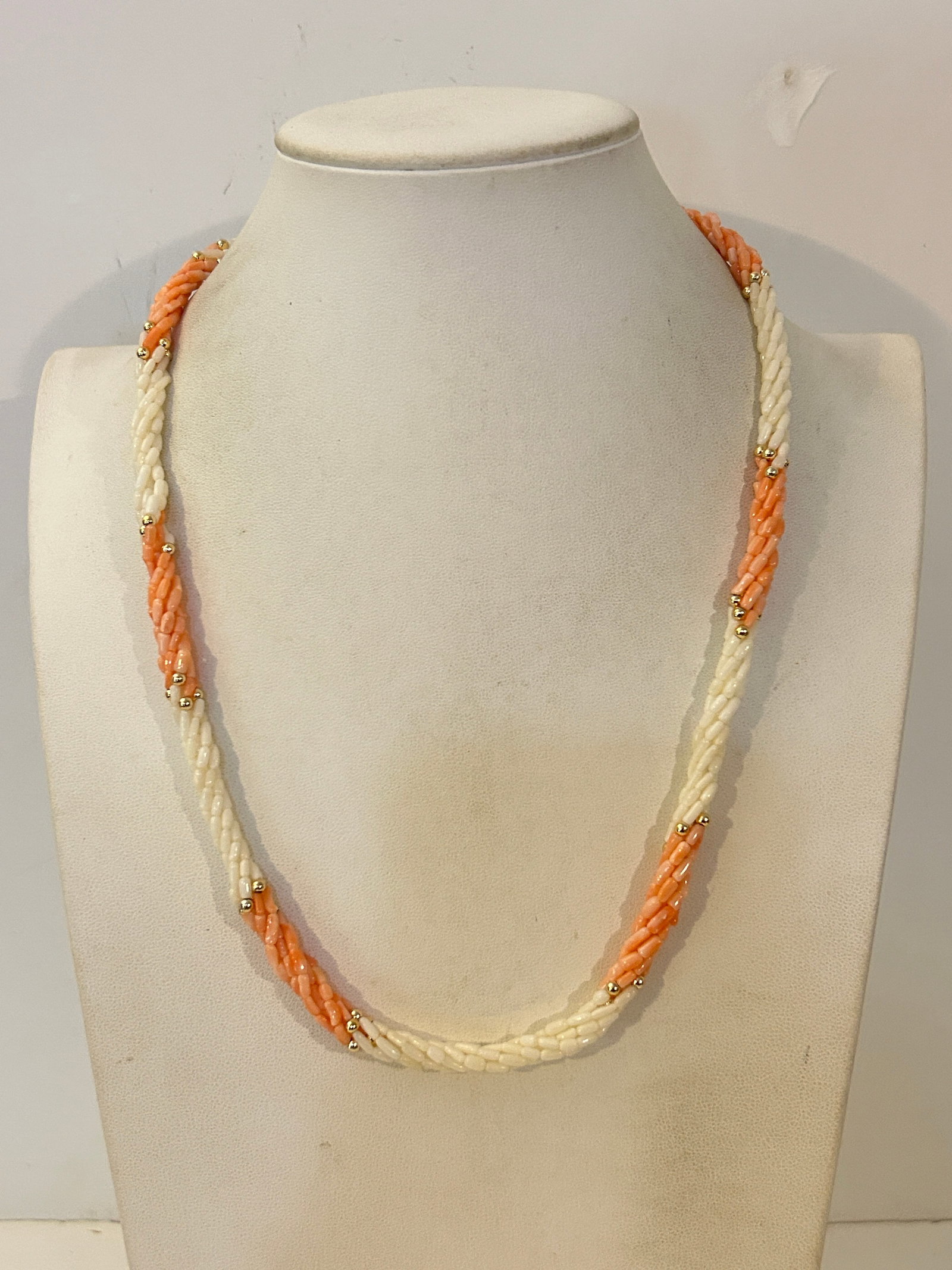 Vintage Peach Faux Coral Freshwater Seed Pearls 3-strand Twisted Necklace 22": Vintage Peach Faux Coral Freshwater Seed Pearls 3-strand Twisted Necklace 22" Please view all photos as they are part of the description and condition of this Item, Feel free to contact me with questi
