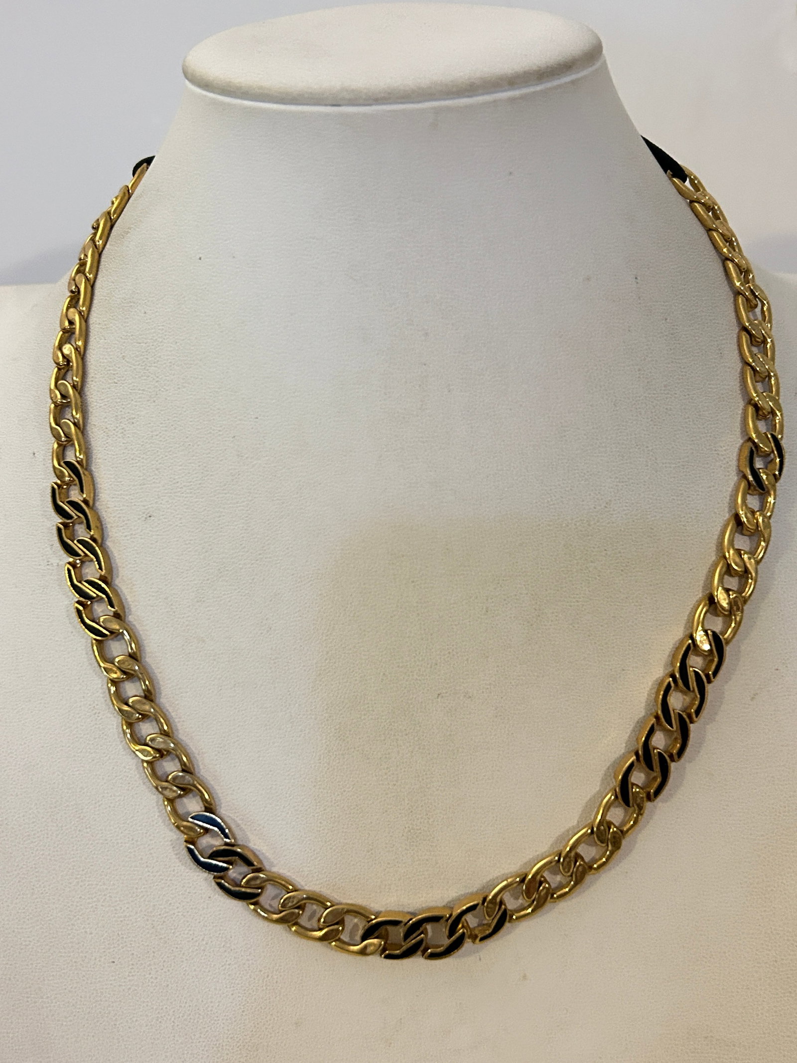 Vintage Juicy Couture Gold Tone Necklace 20" (1 of 5)