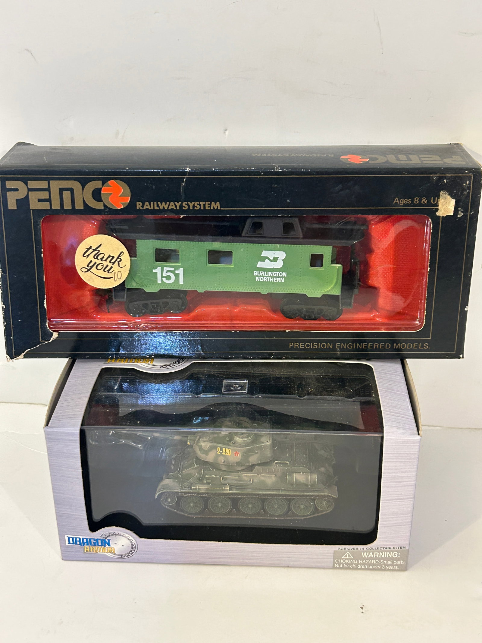 2 Boxes Trains & Accessories (1 of 4)