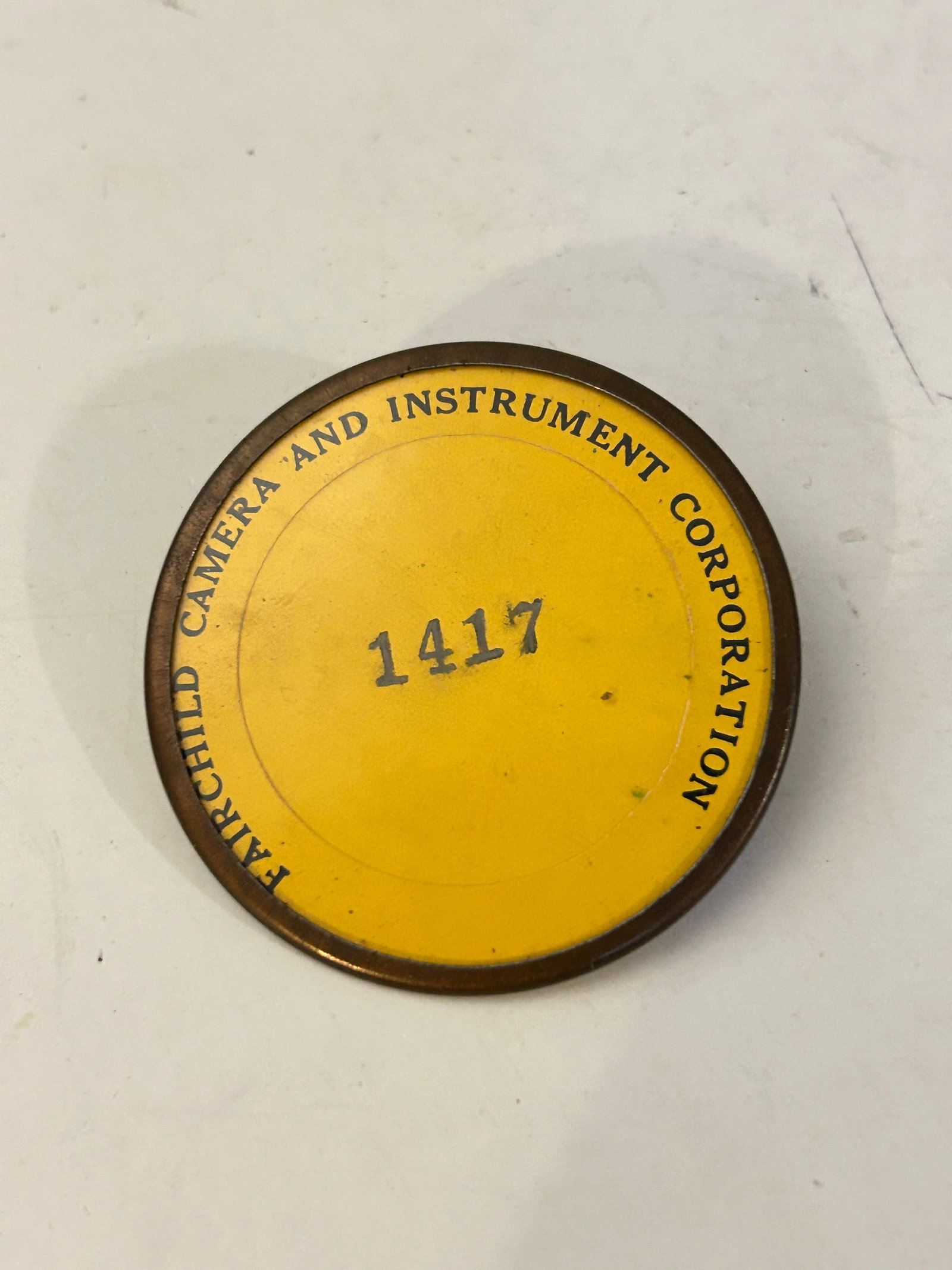 Vintage Fairchild Camera and Instrument Corporation Button Badge 1417: Vintage Fairchild Camera and Instrument Corporation Button Badge 1417 Please view all photos as they are part of the description and condition of this Item, Feel free to contact me with questions or p