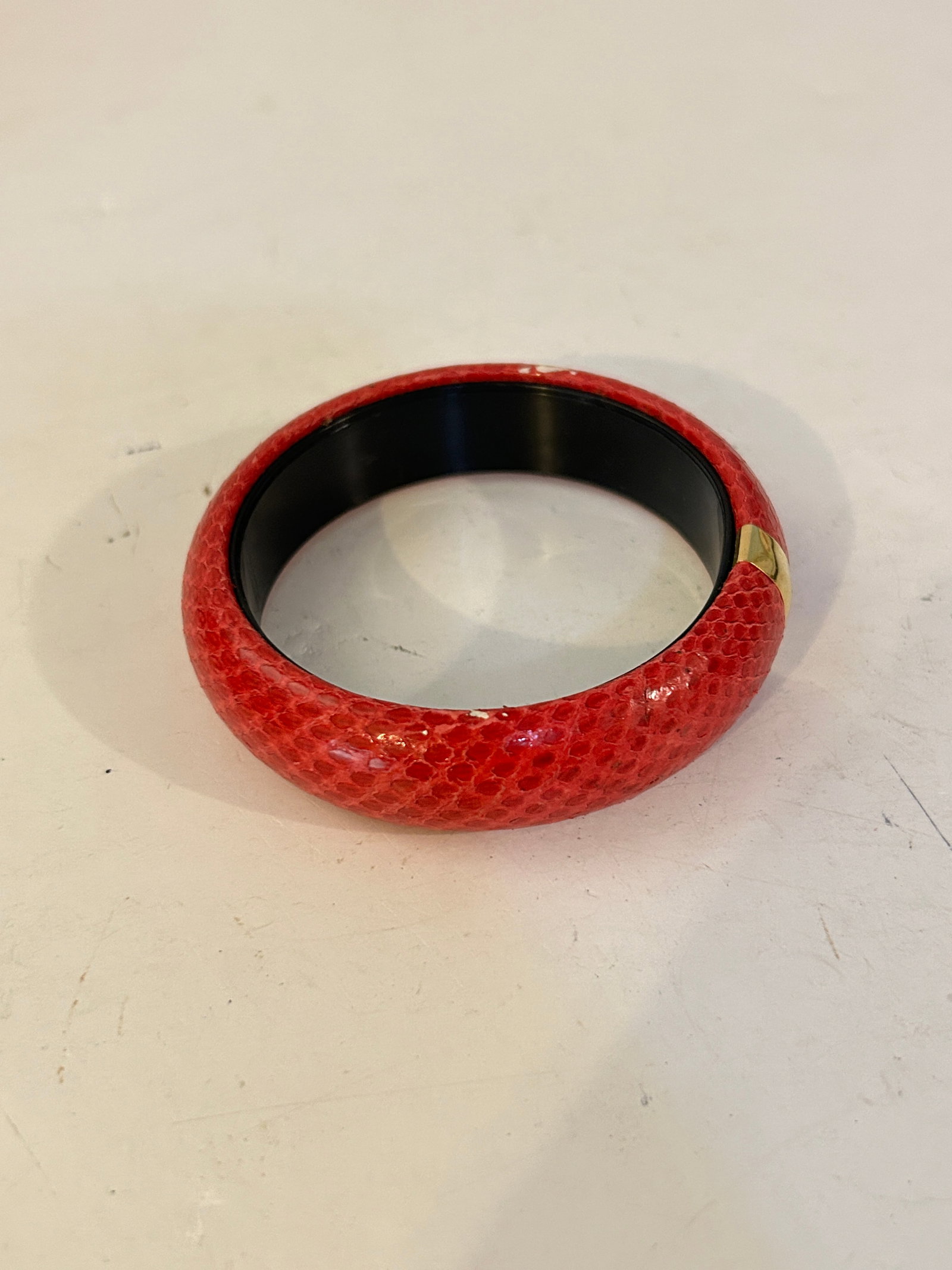 Vintage Bracelet 7": Vintage Bracelet 7" Please view all photos as they are part of the description and condition of this Item, Feel free to contact me with questions or picture requests! Used Item AS IS