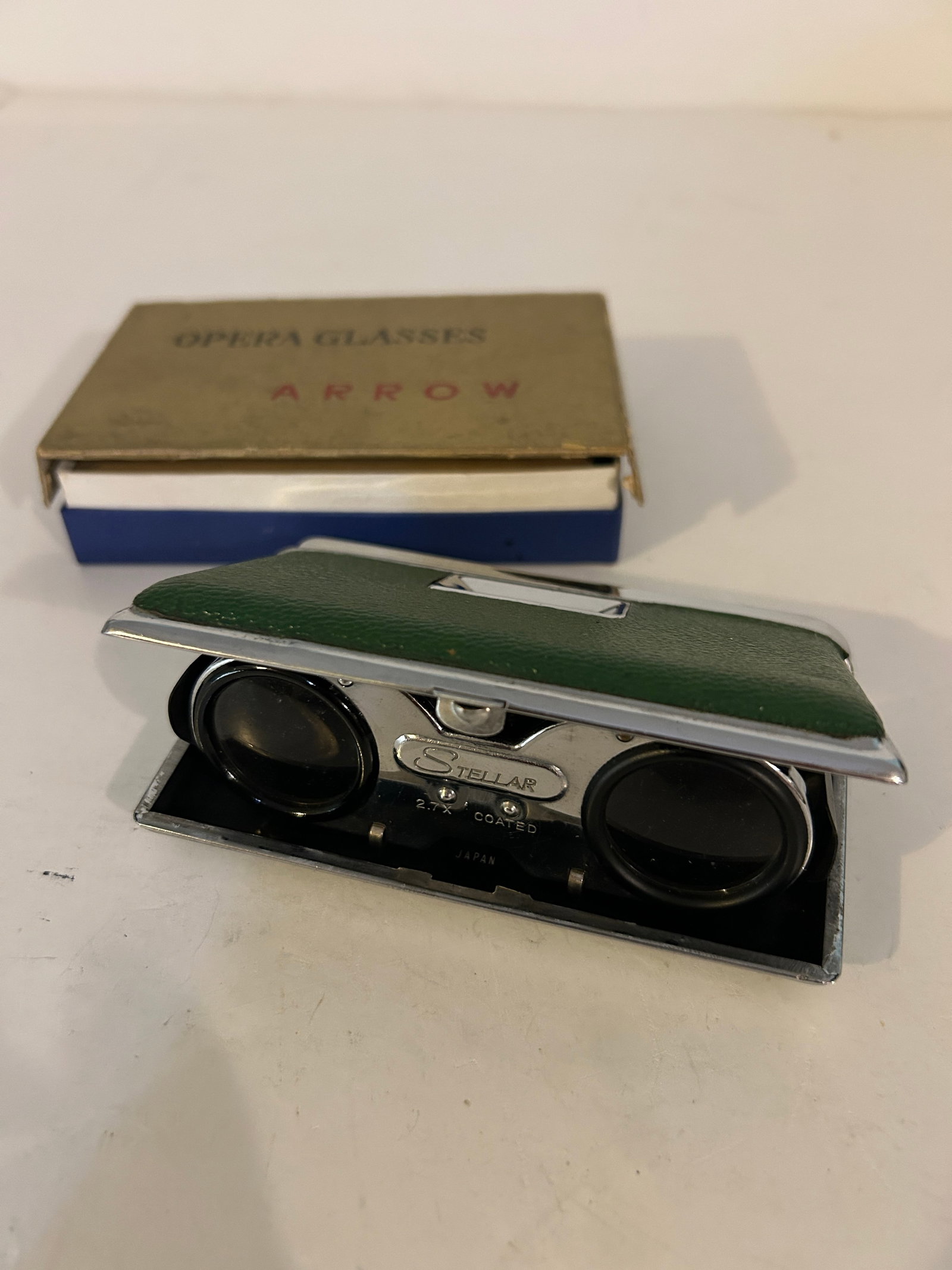 Vintage Stellar 2.5X Folding Compact Binoculars Made in Japan With box (1 of 5)