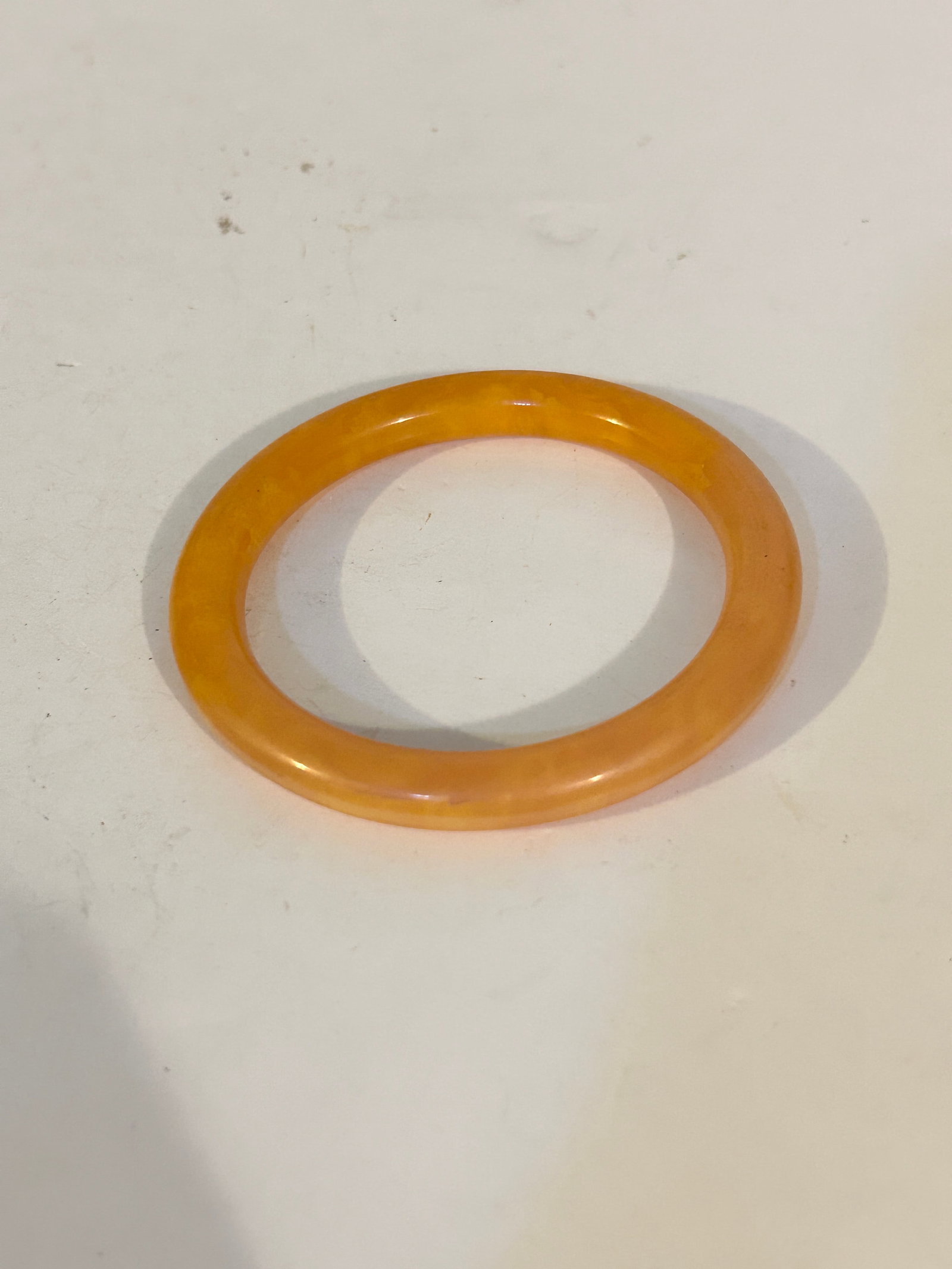 Vintage Bakalite Bracelet 7": Vintage Bakalite Bracelet 7" Please view all photos as they are part of the description and condition of this Item, Feel free to contact me with questions or picture requests! Used Item AS IS
