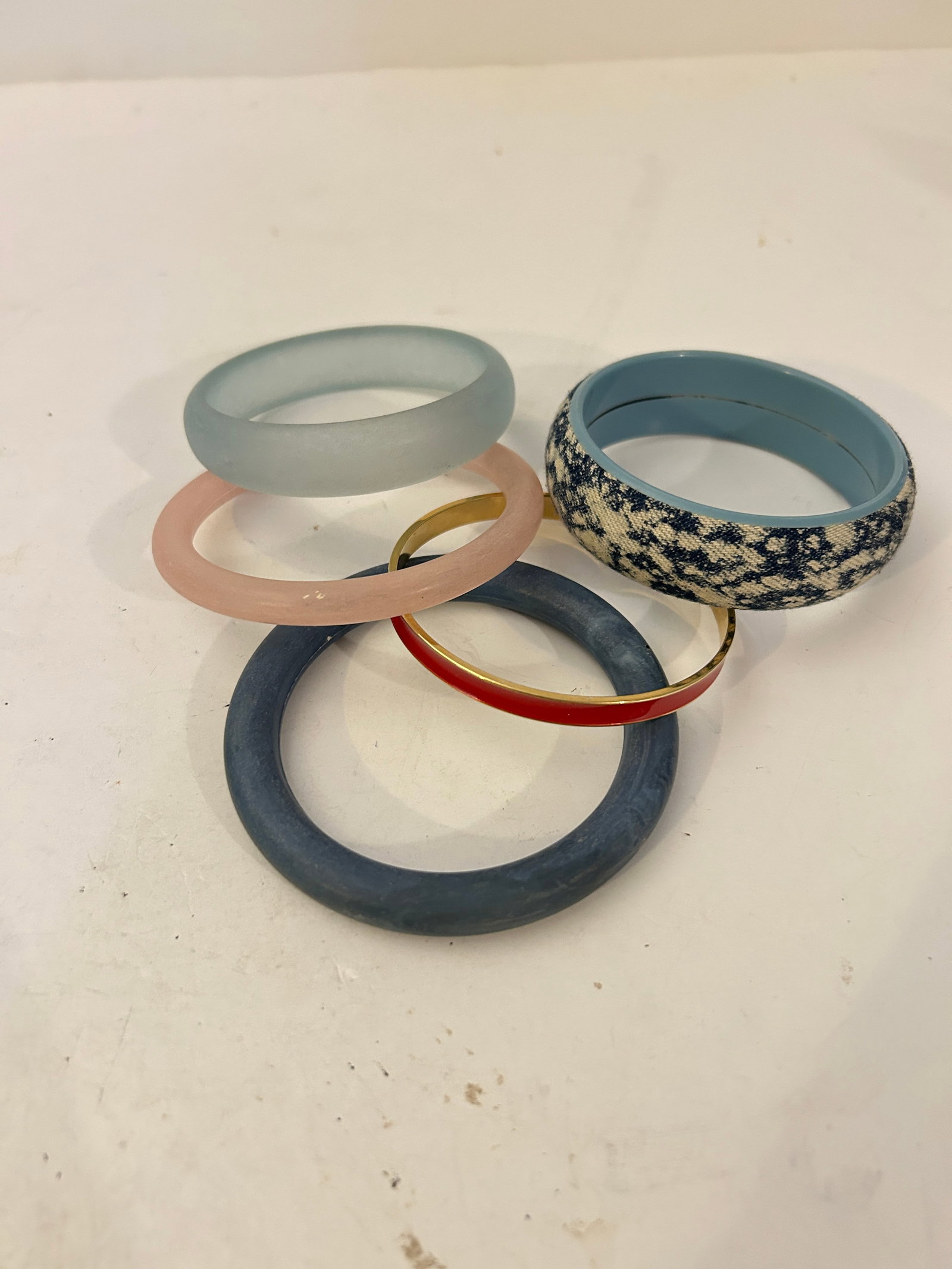 Vintage Lot of 5 Good Bracelets (1 of 4)