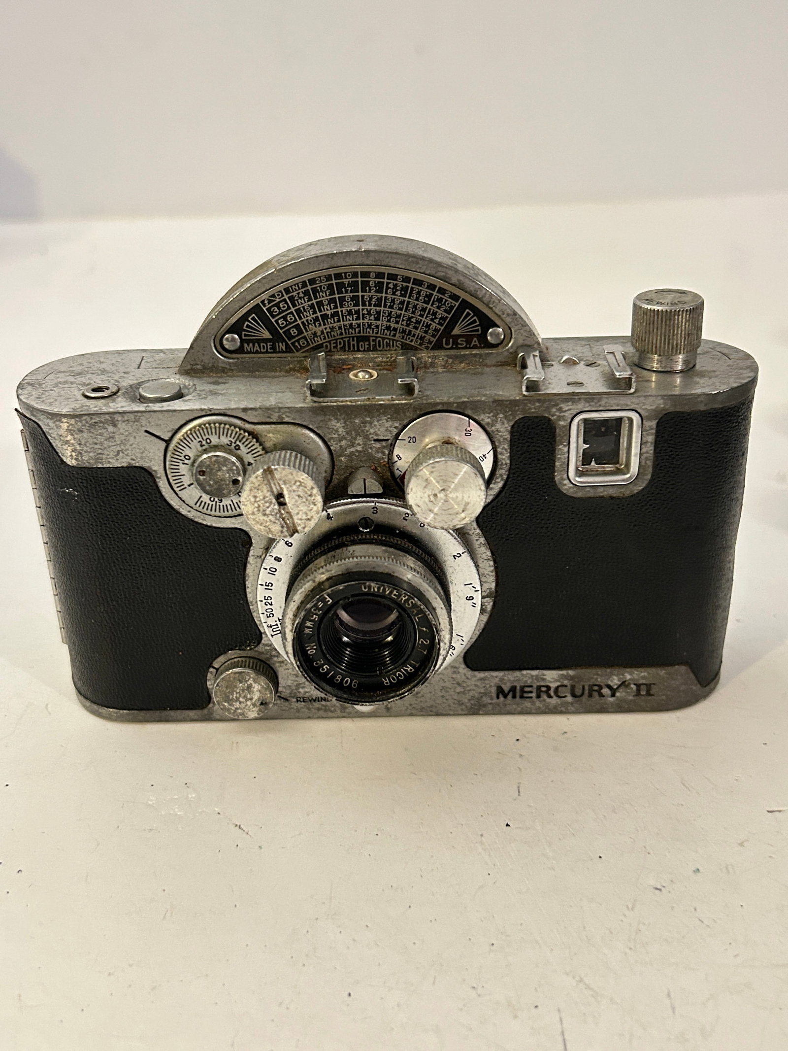 Universal Camera Corp., Mercury II-Model CX Vintage Camera 35mm 2.7 (1 of 6)