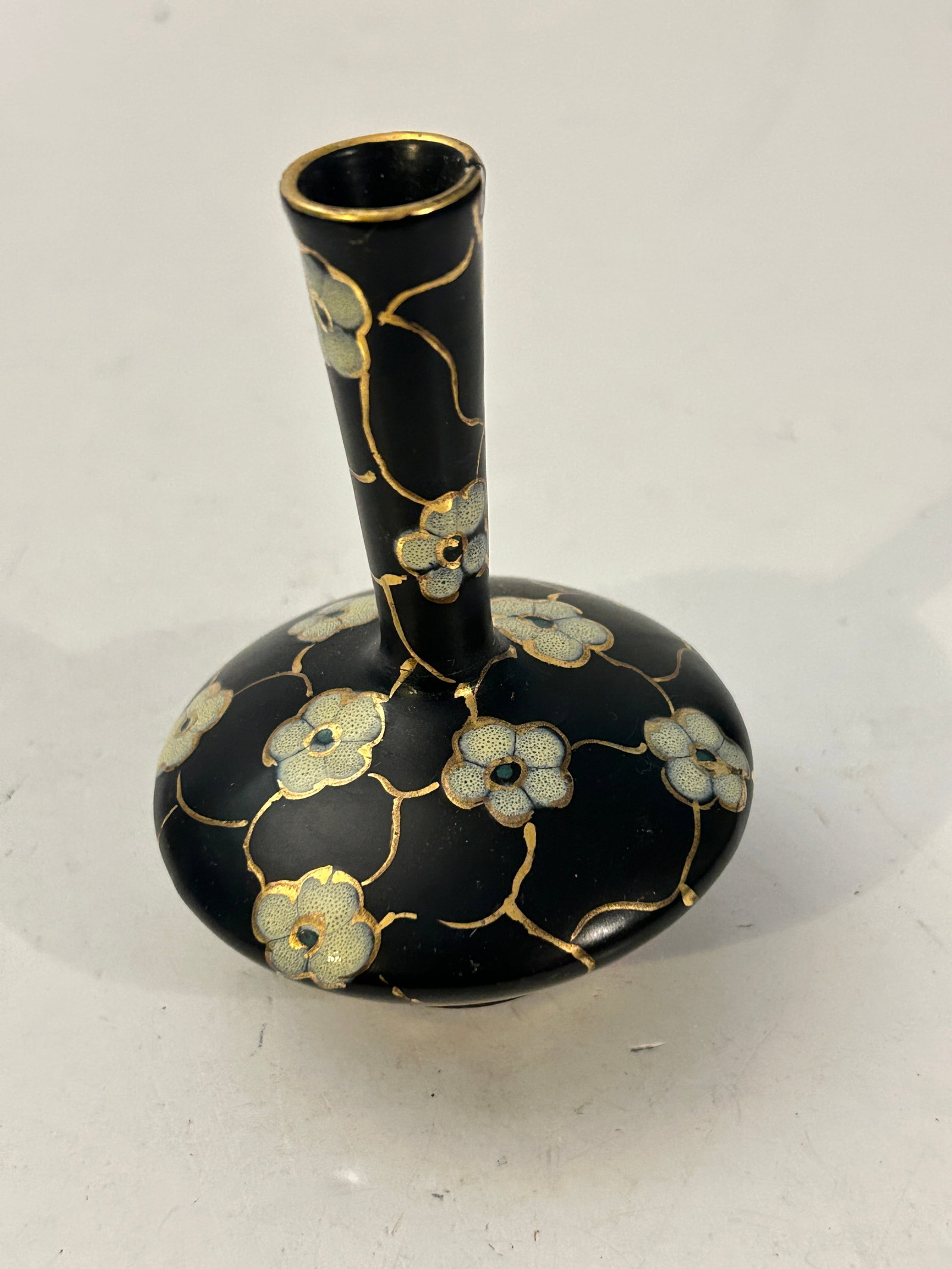 Vintage Regina Holland, Gouda Pottery, Flevel Bud Vase (1 of 4)
