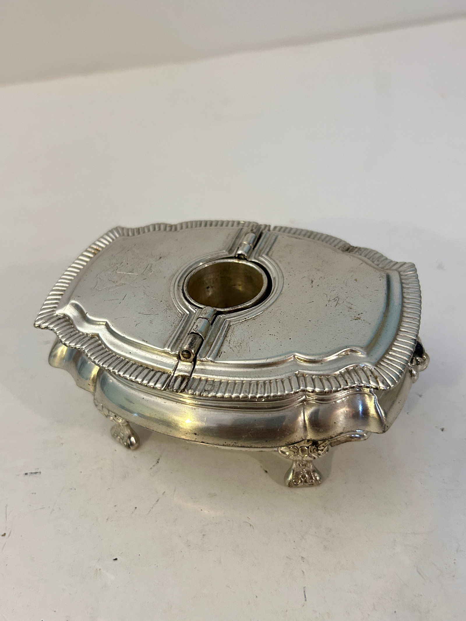 vintage silver-plated spice box double-hinged lid and ornate feet missing center: vintage silver-plated spice box double-hinged lid and ornate feet missing center Please view all photos as they are part of the description and condition of this Item, Feel free to contact me with que