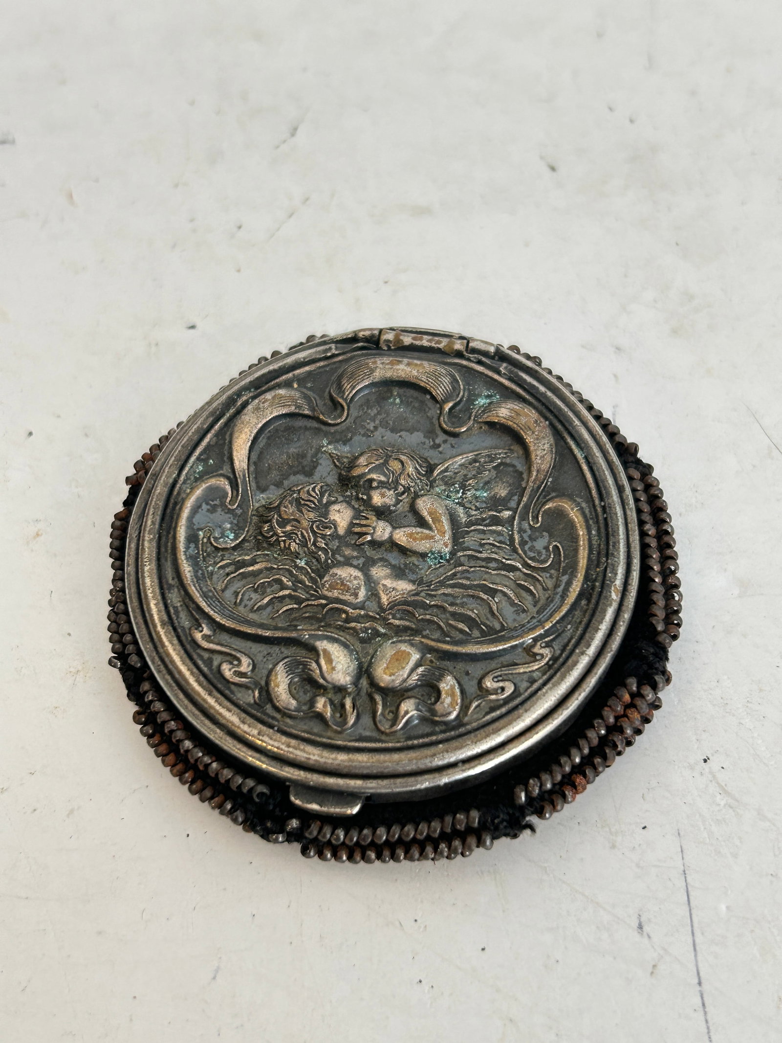 Antique Victorian silver cherub steel beaded Coin Purse 1890 2 1/2": Antique Victorian silver cherub steel beaded Coin Purse 1890 2 1/2" Please view all photos as they are part of the description and condition of this Item, Feel free to contact me with questions or pic