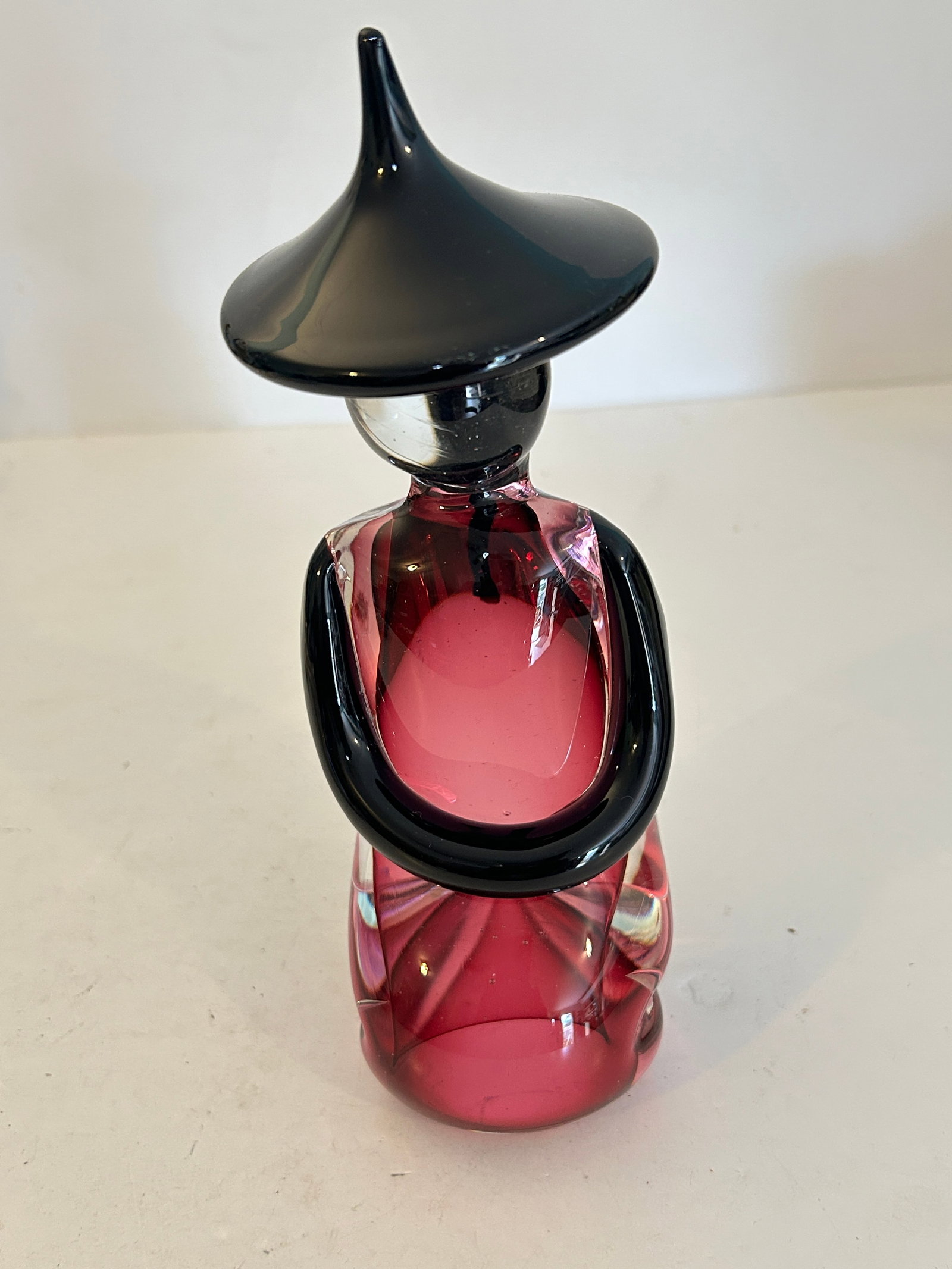 Murano Glass Chinese Asian Man Sculpture Red & Black 9": Murano Glass Chinese Asian Man Sculpture Red & Black 9" Please view all photos as they are part of the description and condition of this Item, Feel free to contact me with questions or picture request