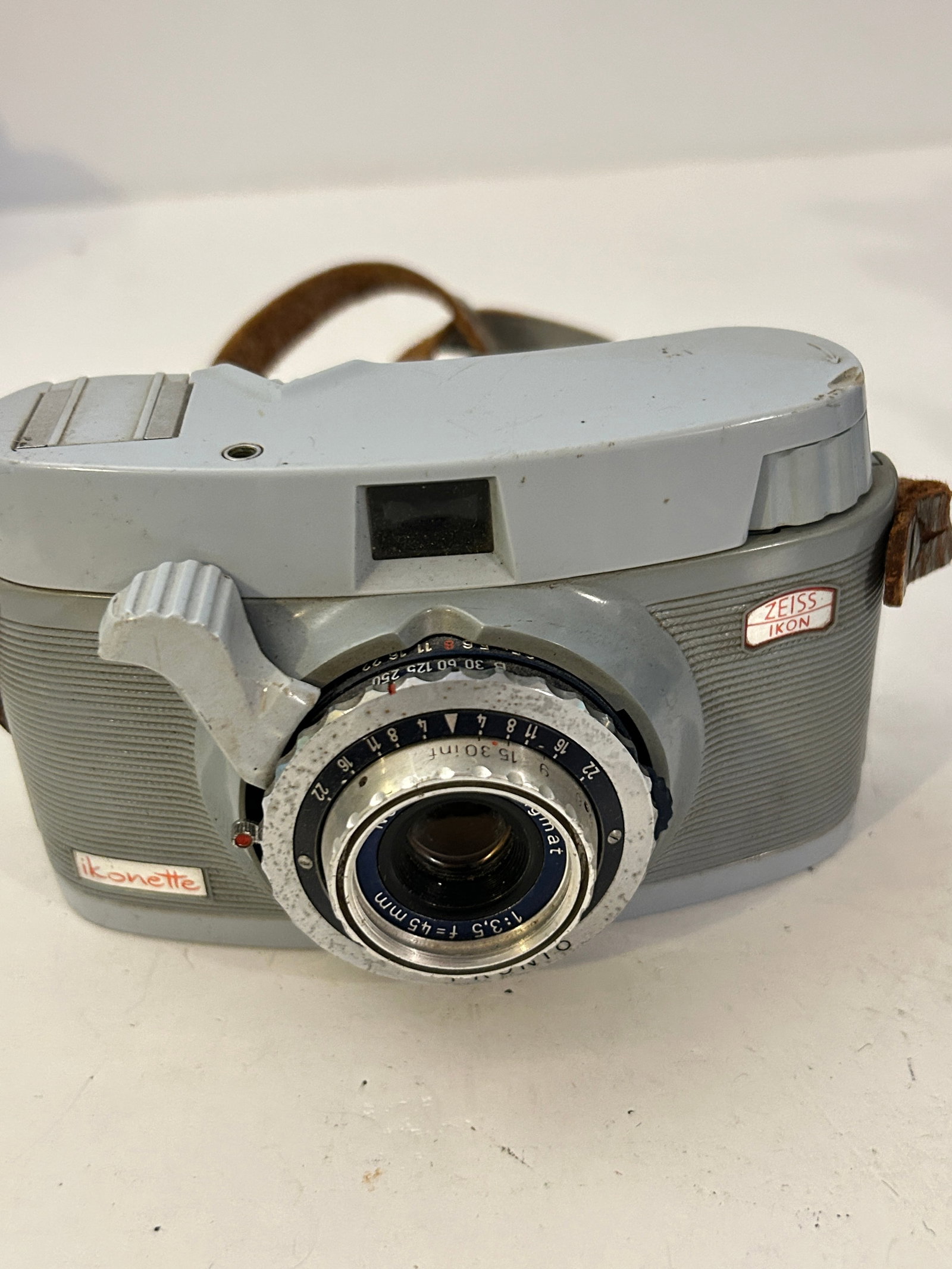 Zeiss Ikon Iconette with Novar Anastigmat 3.5 45mm RARE working (1 of 5)