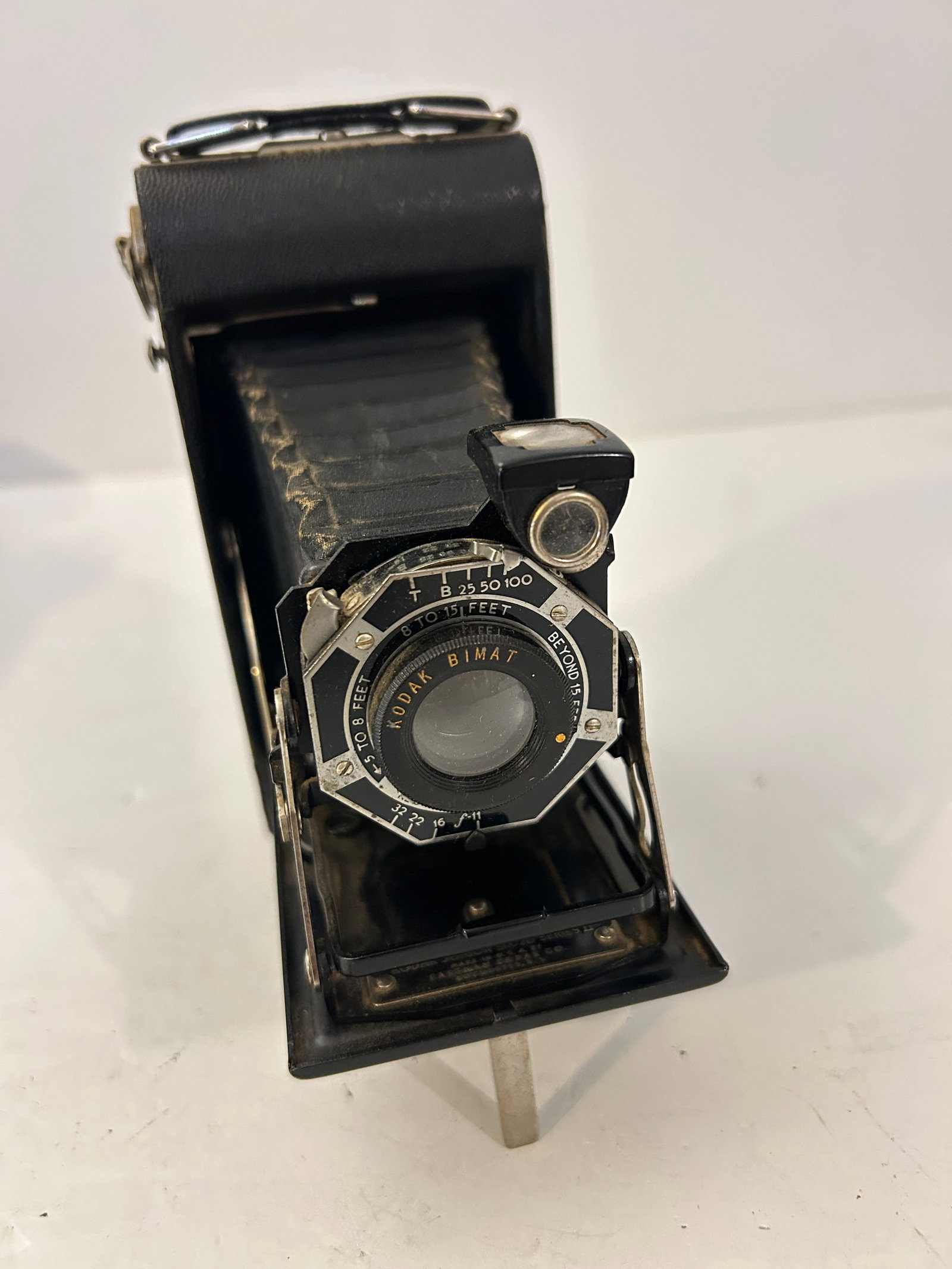 Kodak Junior Six-16 Series II Folding Camera: Kodak Junior Six-16 Series II Folding Camera Please view all photos as they are part of the description and condition of this Item, Feel free to contact me with questions or picture requests! Used Ite