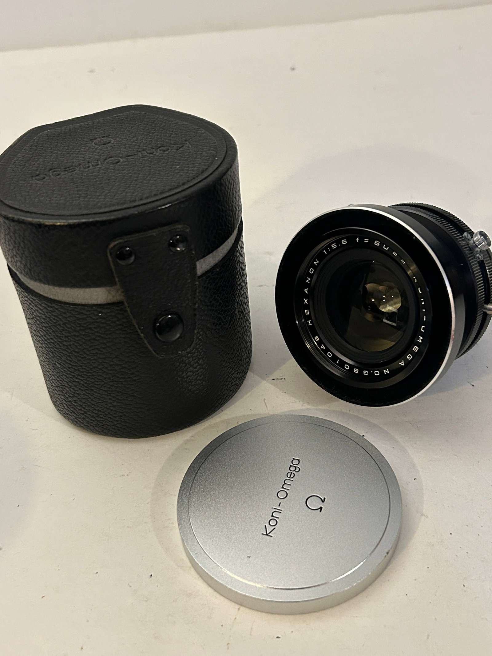 Koni-Omega Hexanon 60mm f/5.6 Wide Angle Lens w/ Hood & Case (1 of 7)