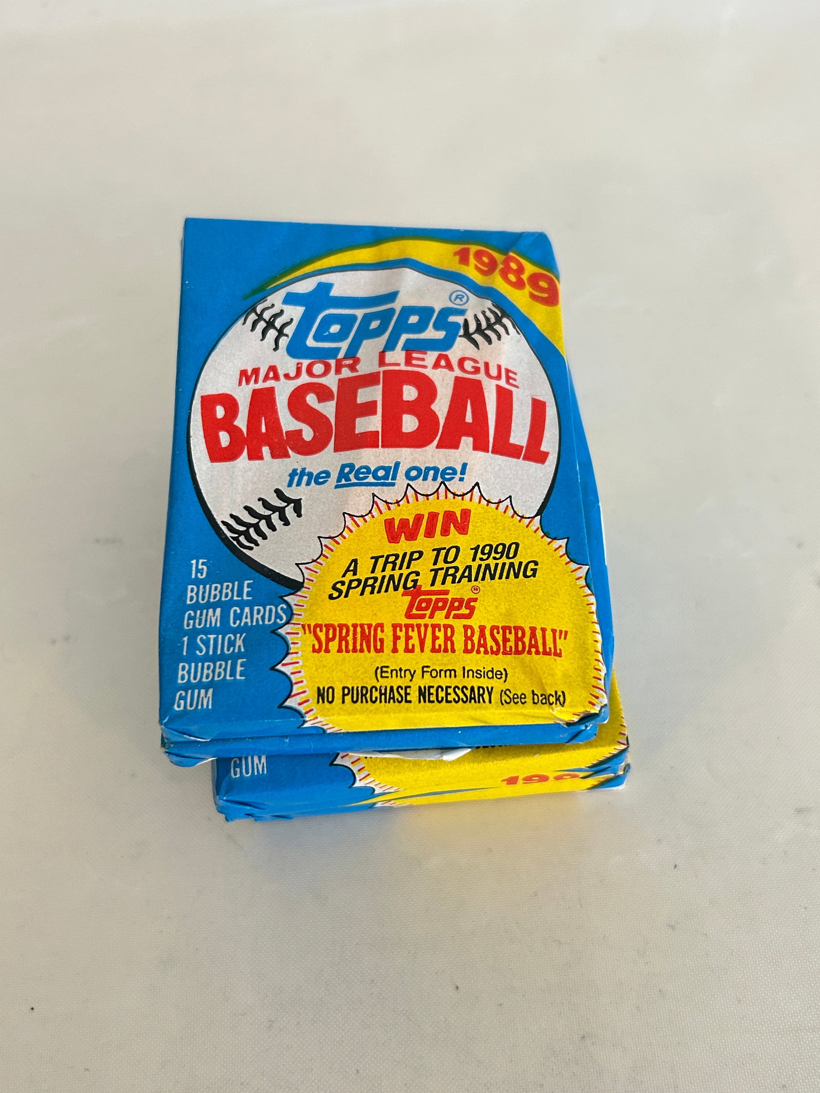 Vintage Lot Of 5 1989 Topps Baseball pack: Vintage Lot Of 5 1989 Topps Baseball pack Please view all photos as they are part of the description and condition of this Item, Feel free to contact me with questions or picture requests! Used Item A
