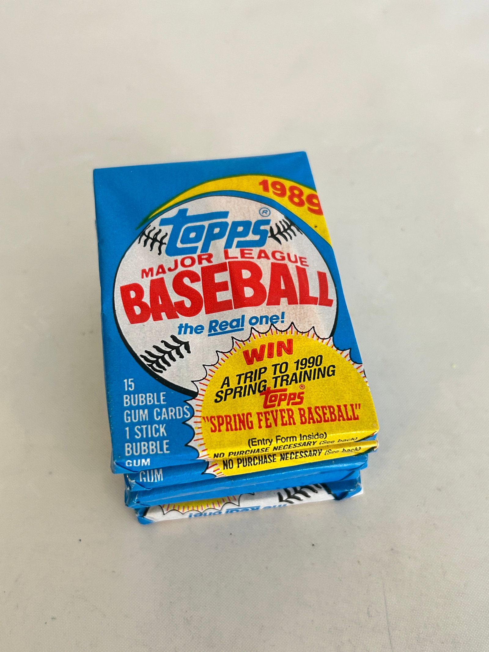 Vintage Lot Of 5 1989 Topps Baseball pack: Vintage Lot Of 5 1989 Topps Baseball pack Please view all photos as they are part of the description and condition of this Item, Feel free to contact me with questions or picture requests! Used Item A