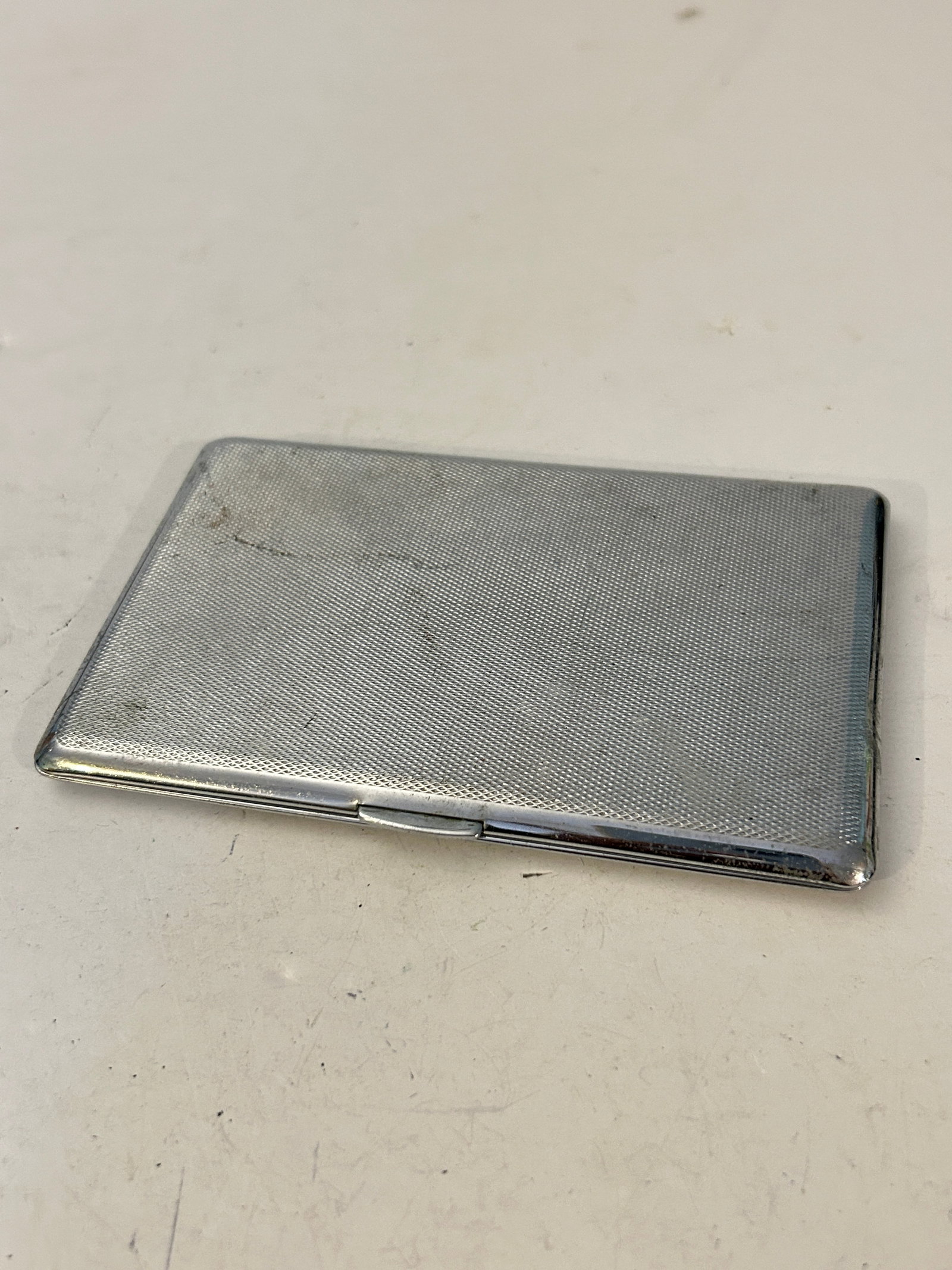 Vintage 1950s Cigarette Case MALTA Silvertone (1 of 4)