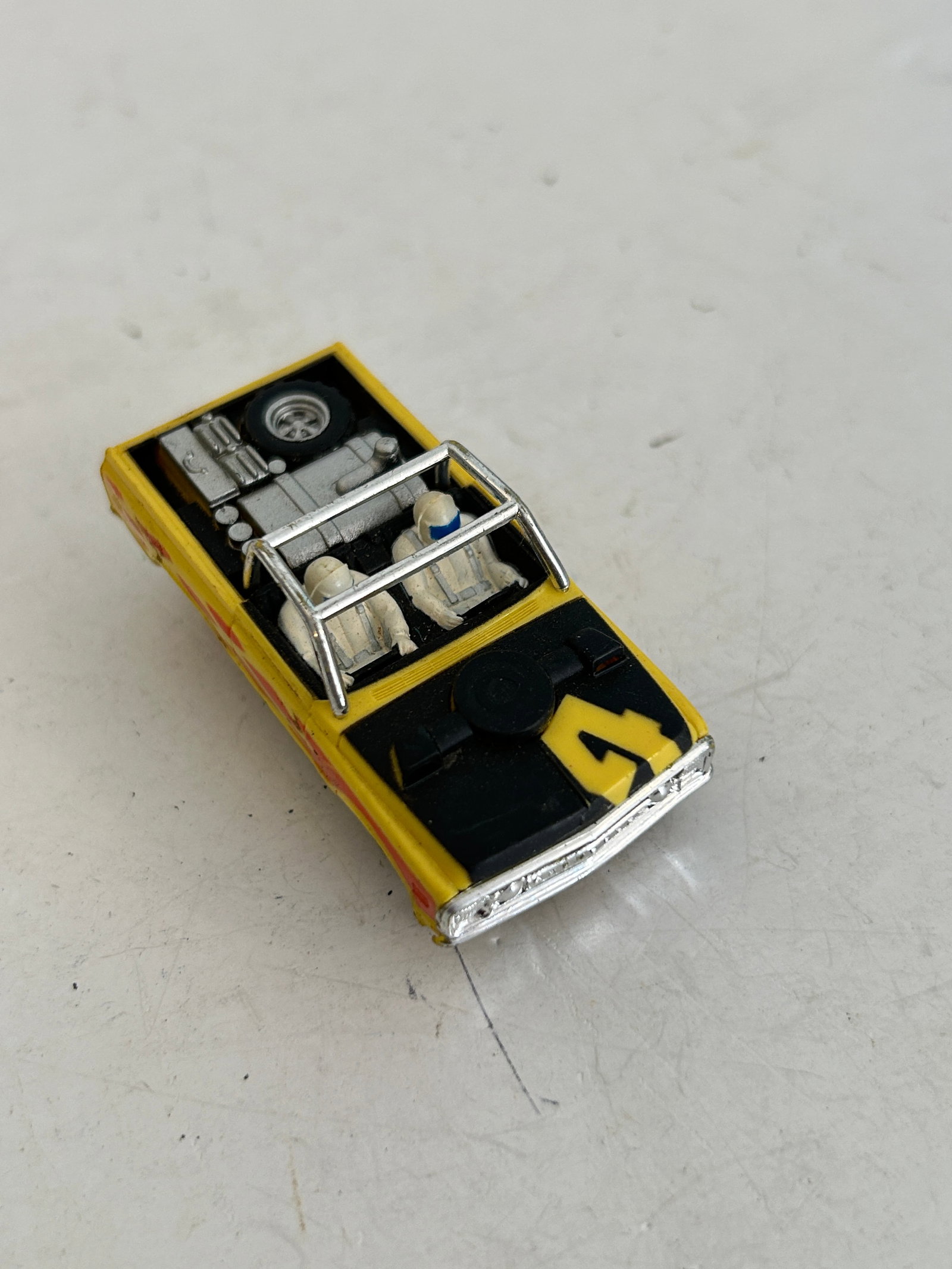 vintage Aurora AFX HO scale electric slot car (1 of 4)