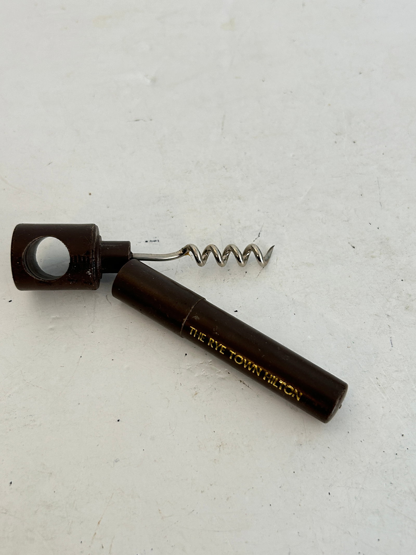 Vintage Pocket Corkscrew Wine Bottle Opener Cork Puller (1 of 4)
