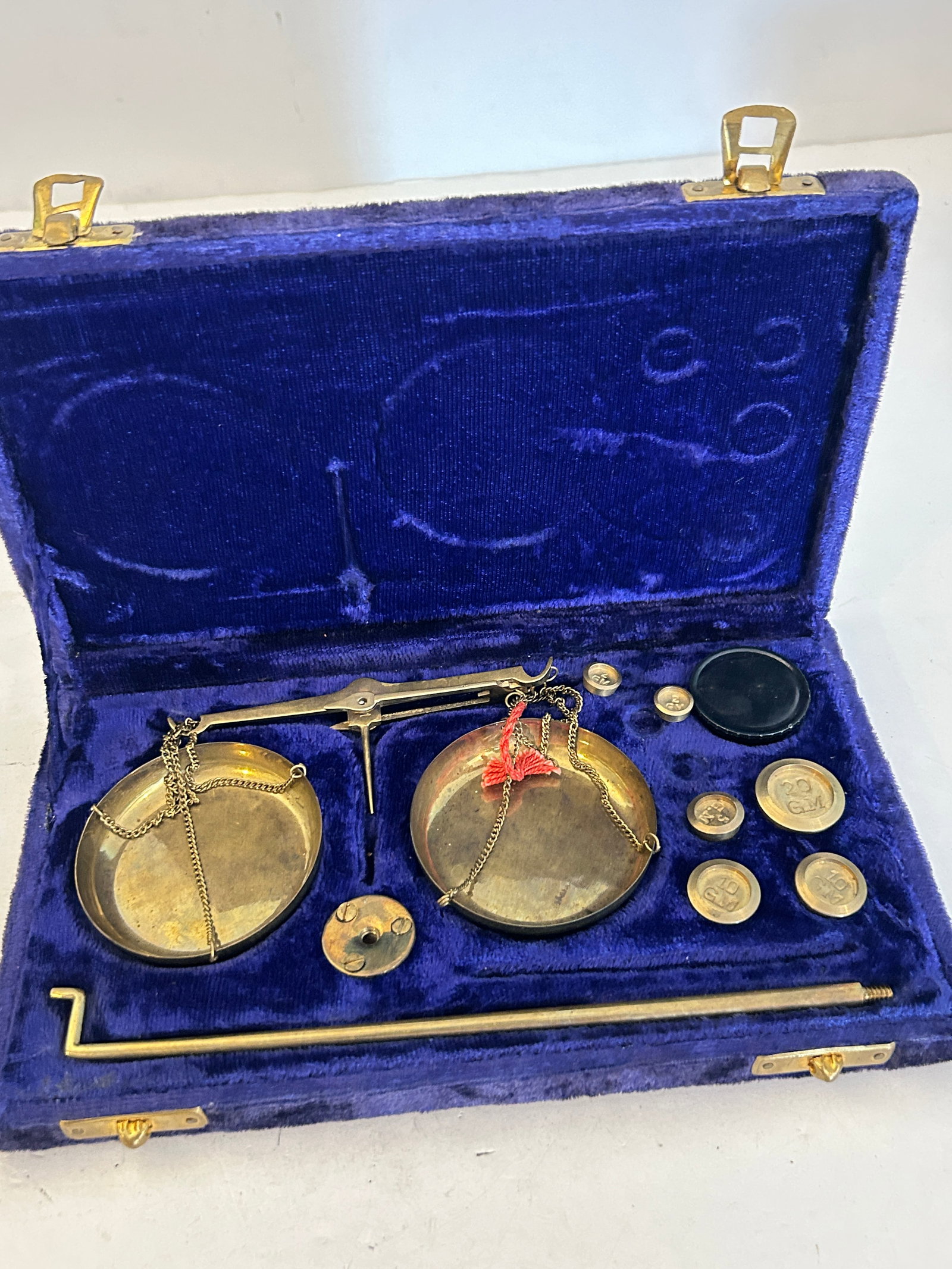Brass Weighing Scale Balance Jewellery Vintage Style With Weights & Velvet Box: Brass Weighing Scale Balance Jewellery Vintage Style With Weights & Velvet Box Please view all photos as they are part of the description and condition of this Item, Feel free to contact me with quest