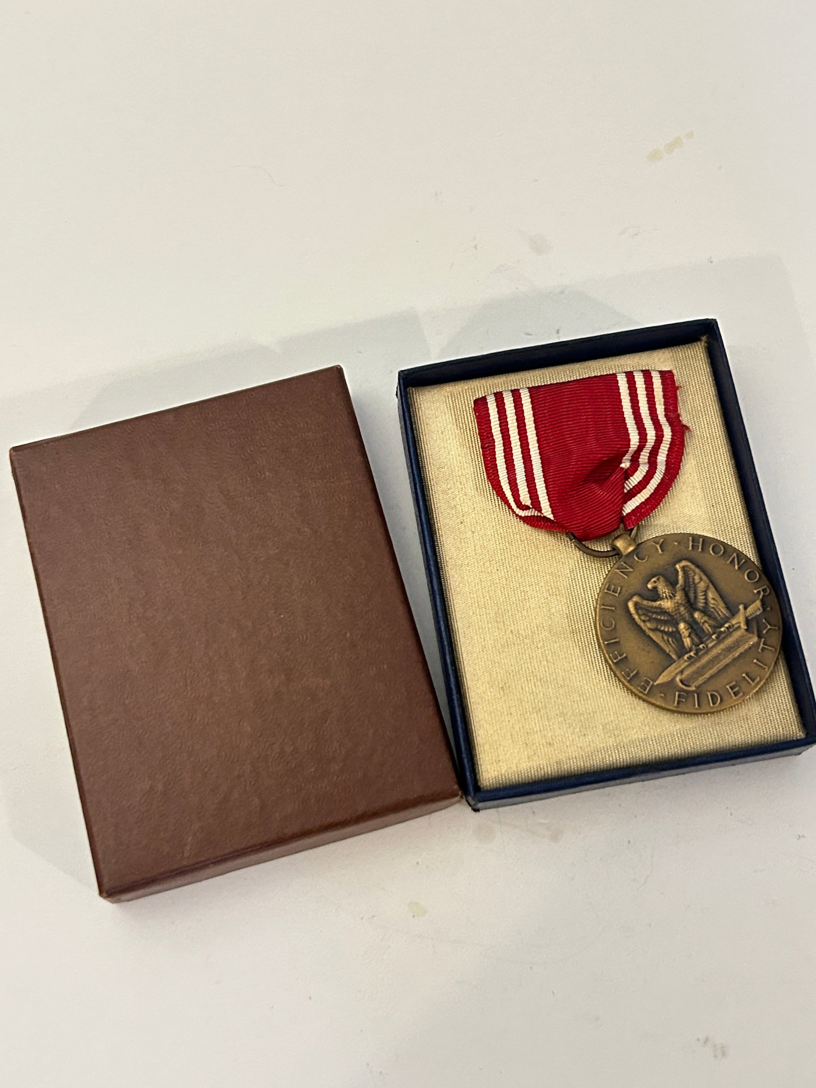 Vintage WWII US Army Good Conduct Medal w/ Ribbon Bar: Vintage WWII US Army Good Conduct Medal w/ Ribbon Bar Please view all photos as they are part of the description and condition of this Item, Feel free to contact me with questions or picture requests!