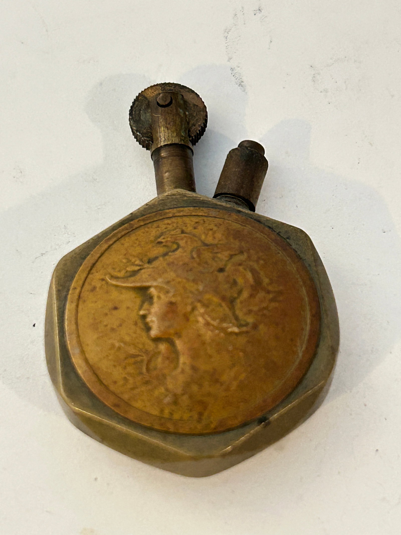 WWI Trench Art Lighter 1916 Tax Stamp Gallic Rooster Antique Brass: WWI Trench Art Lighter 1916 Tax Stamp Gallic Rooster Antique Brass Please view all photos as they are part of the description and condition of this Item, Feel free to contact me with questions or pict