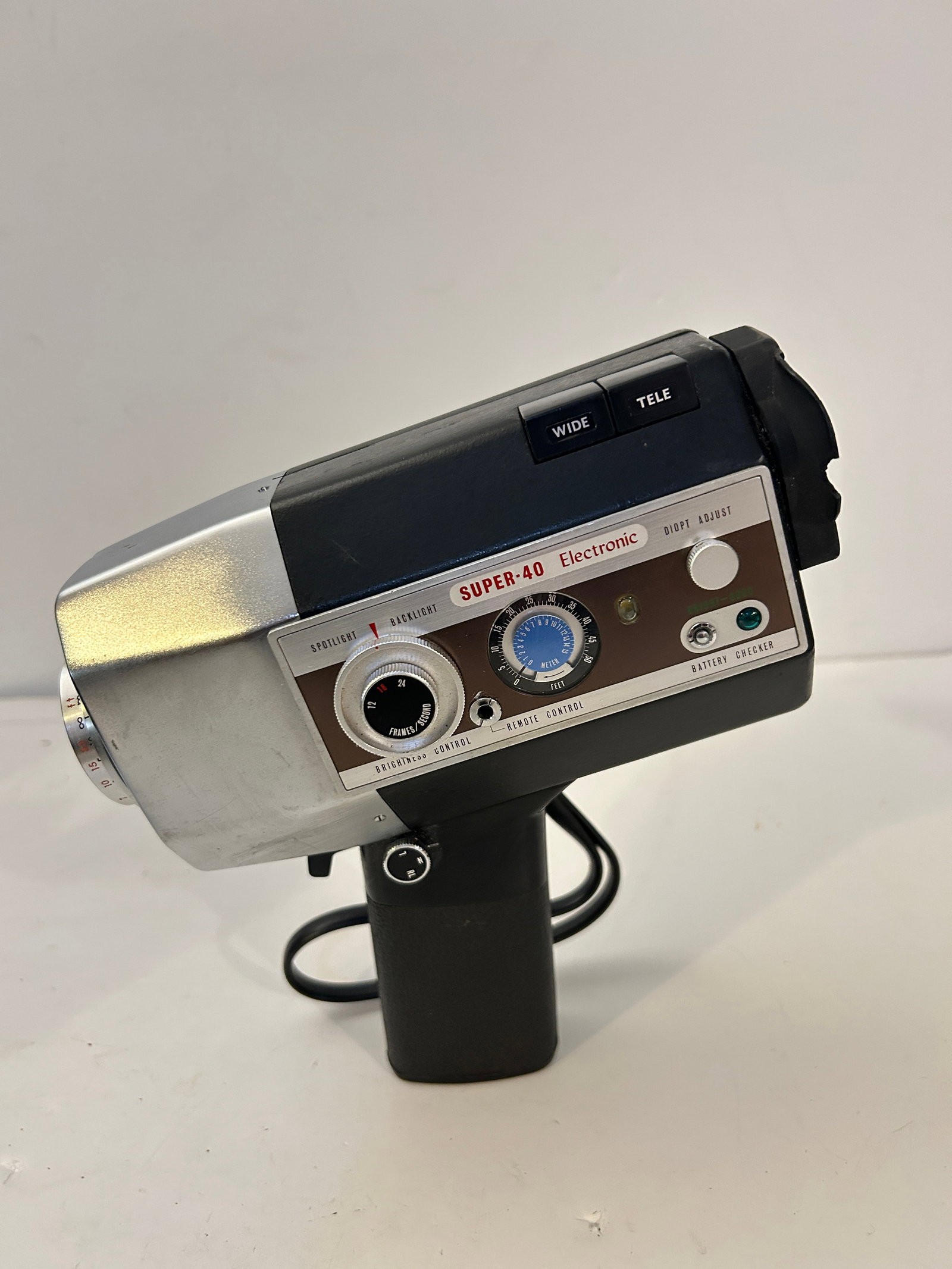 ashica Super 40 Electronic super 8 cine film movie camera cracked sight (1 of 5)