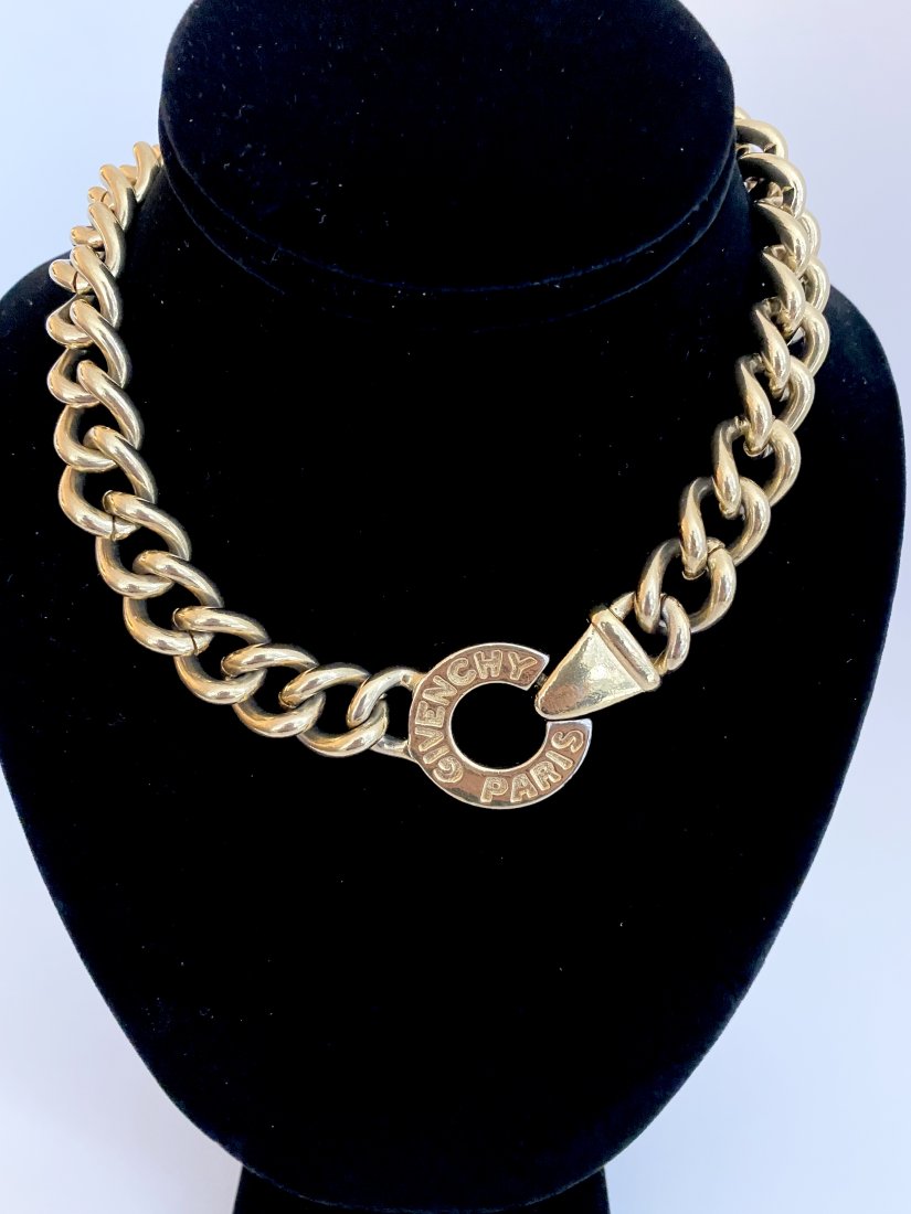 SIGNED GIVENCHY PARIS 80'S OVERIZED CURB CHAIN NECKLACE (1 of 3)