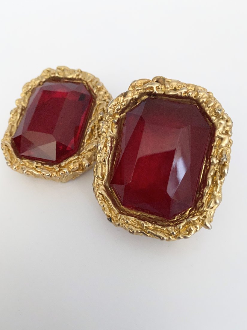 VINTAGE CHANEL PARIS RUNWAY MASSIVE RUBY RESIN EARRINGS (1 of 3)