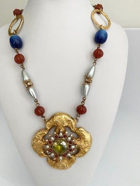 VINTAGE 80'S YOSCA OVERSIZED JEWELED RUNWAY NECKLACE: An amazing highly detialed 34" signed Yosca necklace with heavy goldtone glass cross necklace pendant that measures over 4"