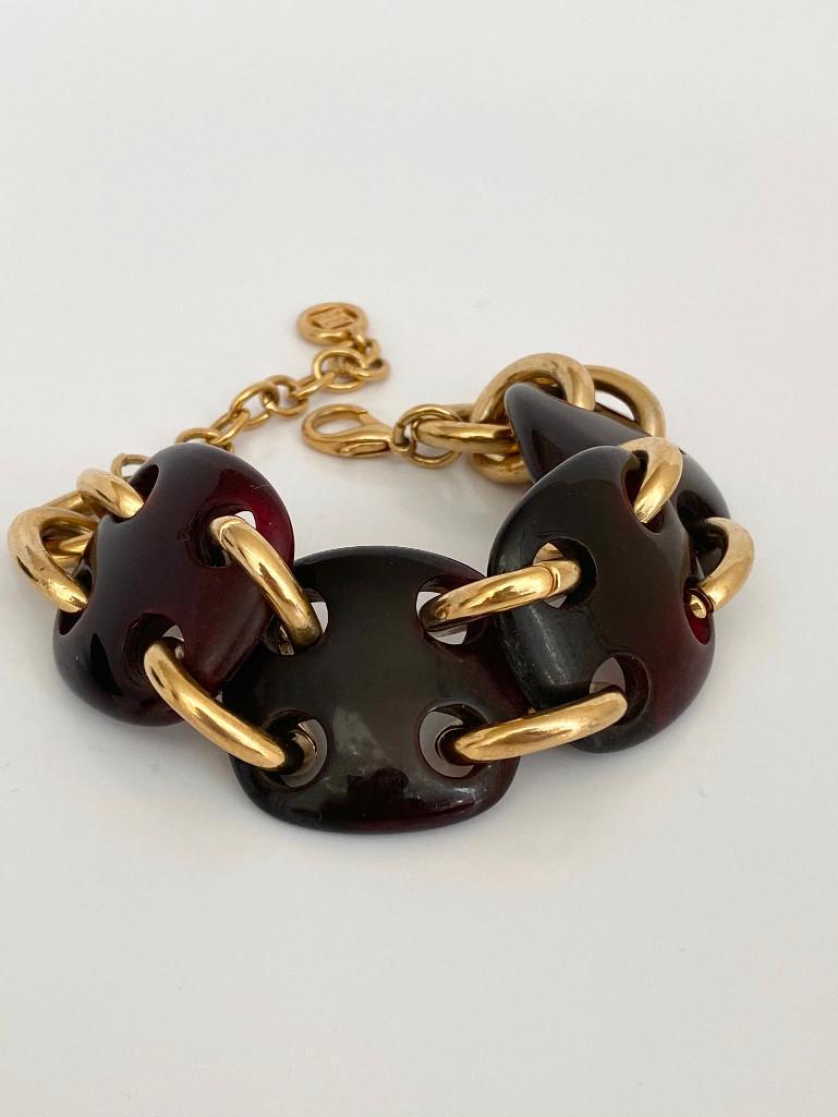 AN EXCEPTIONAL VINTAGE GIVENCHY PARIS BRACELET (1 of 2)