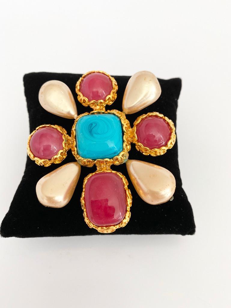 VINTAGE CHANEL PARIS GRIPOIX & FAUX PEARL MALTESE PIN (1 of 4)