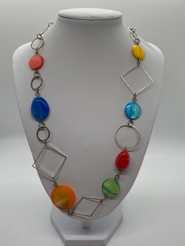 VINTAGE ART TO WEAR SILVERTONE GEOMETRIC DISC NECKLACE (1 of 2)